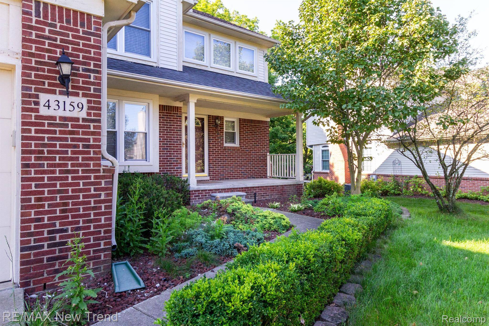 43159 Sandstone, Novi, MI 48377