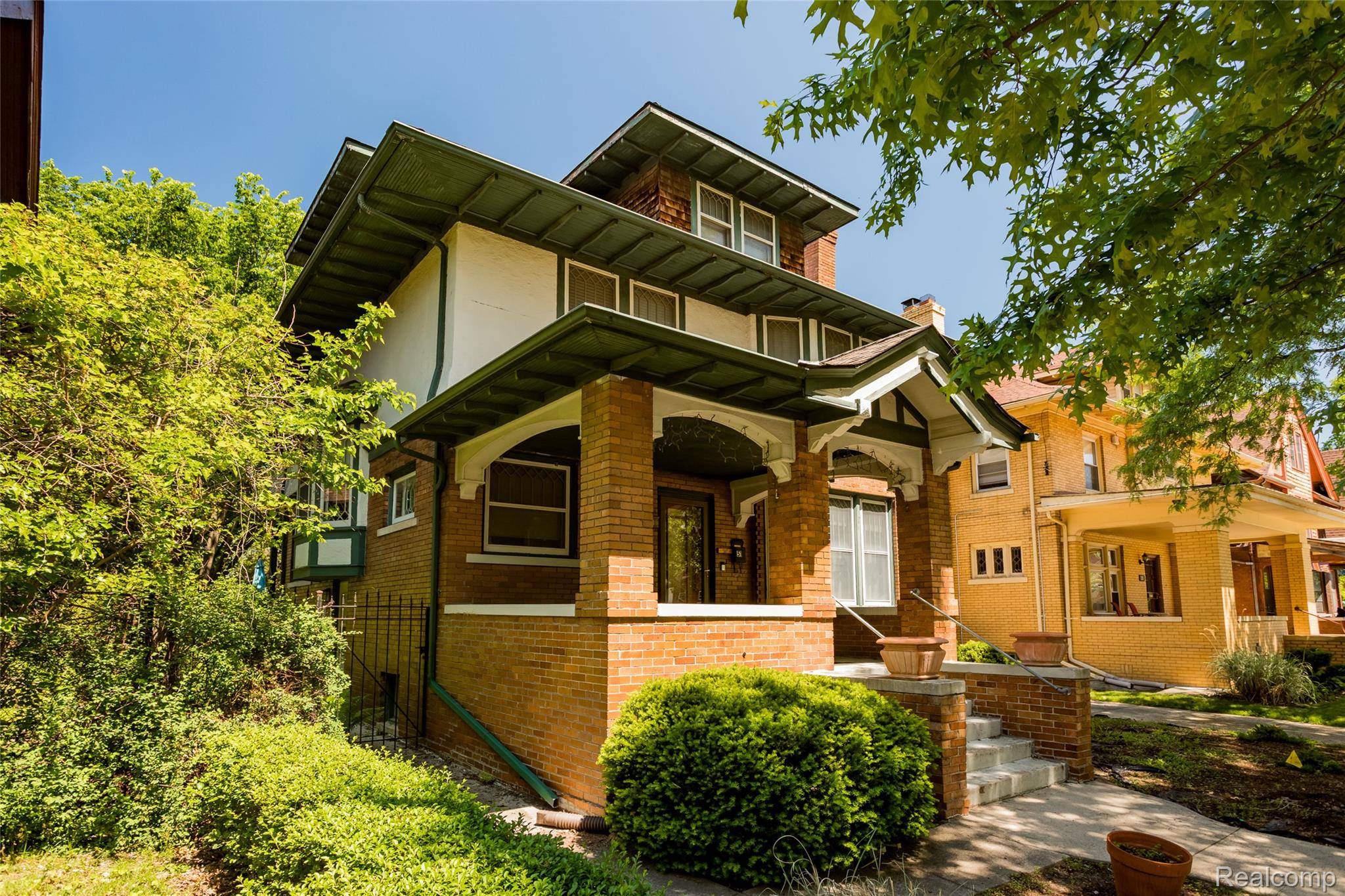 51 Massachusetts ST, Highland Park, MI 48203
