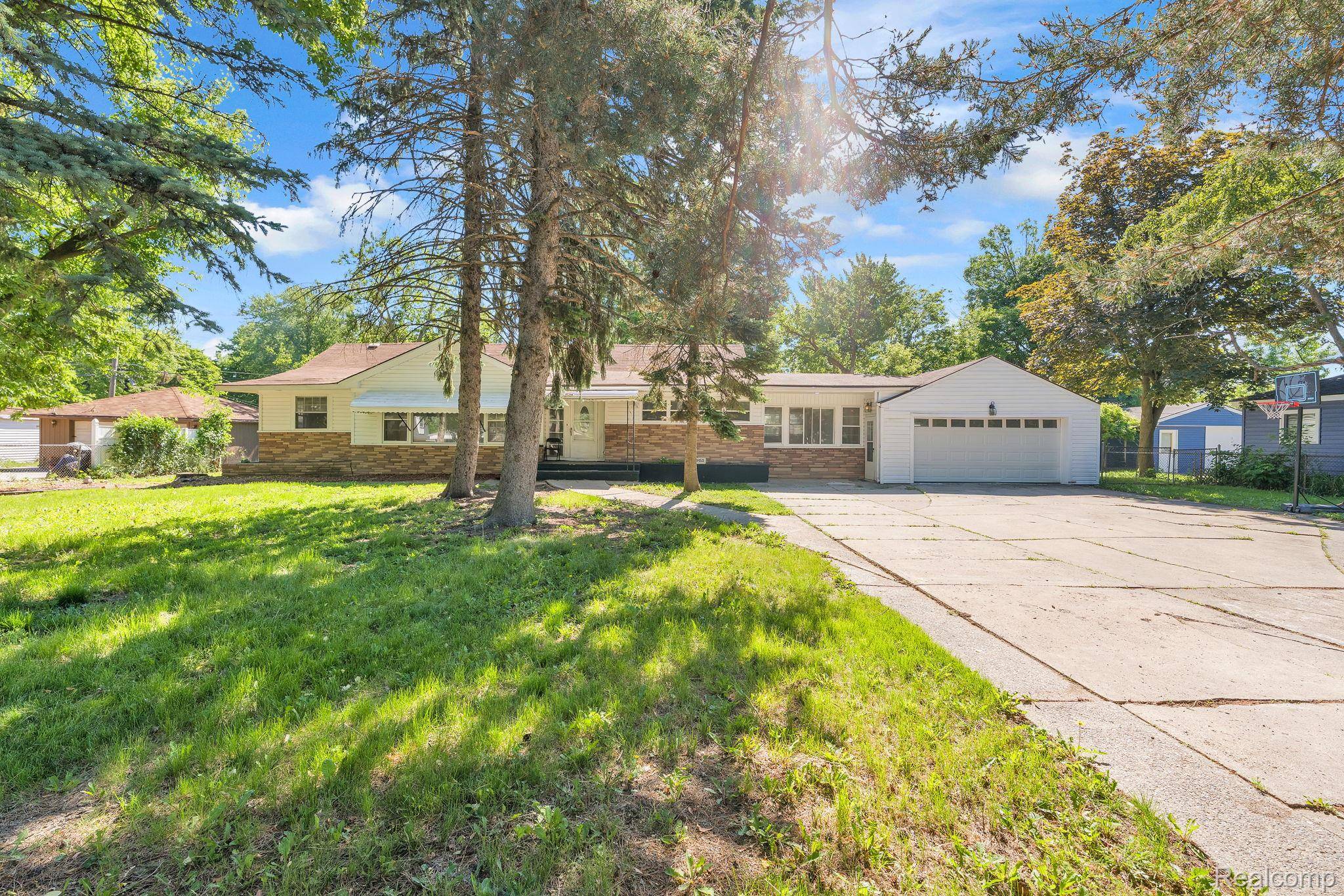 4453 Culver ST, Dearborn Heights, MI 48125