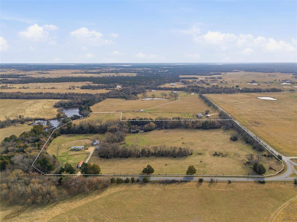 1036 Bewley Road, Whitesboro, TX 76273