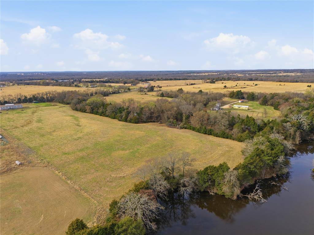 1036 Bewley Road, Whitesboro, TX 76273