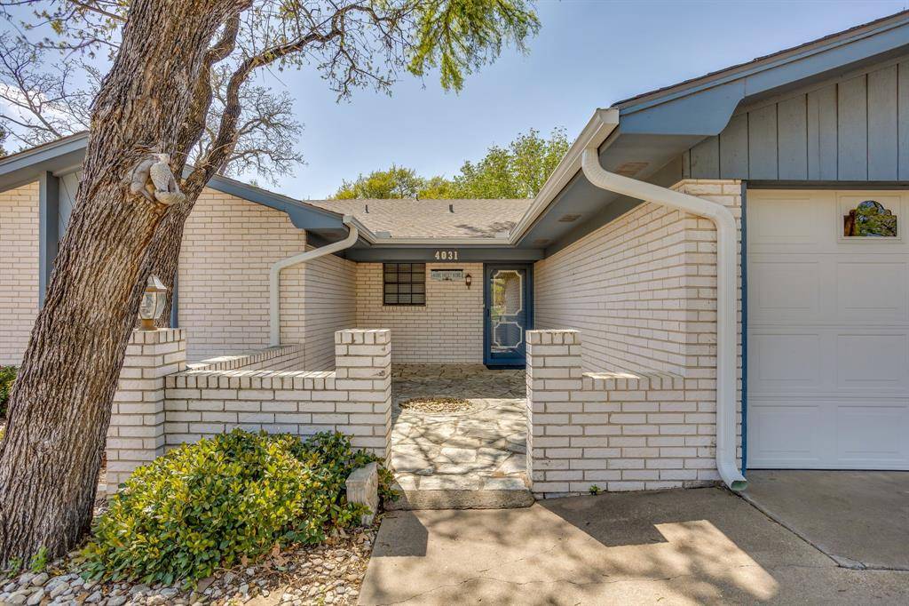 4031 Fairway Drive, Granbury, TX 76049