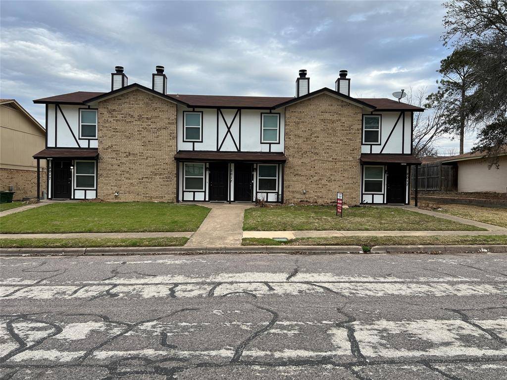 2017 Paisley Drive #D, Arlington, TX 76015