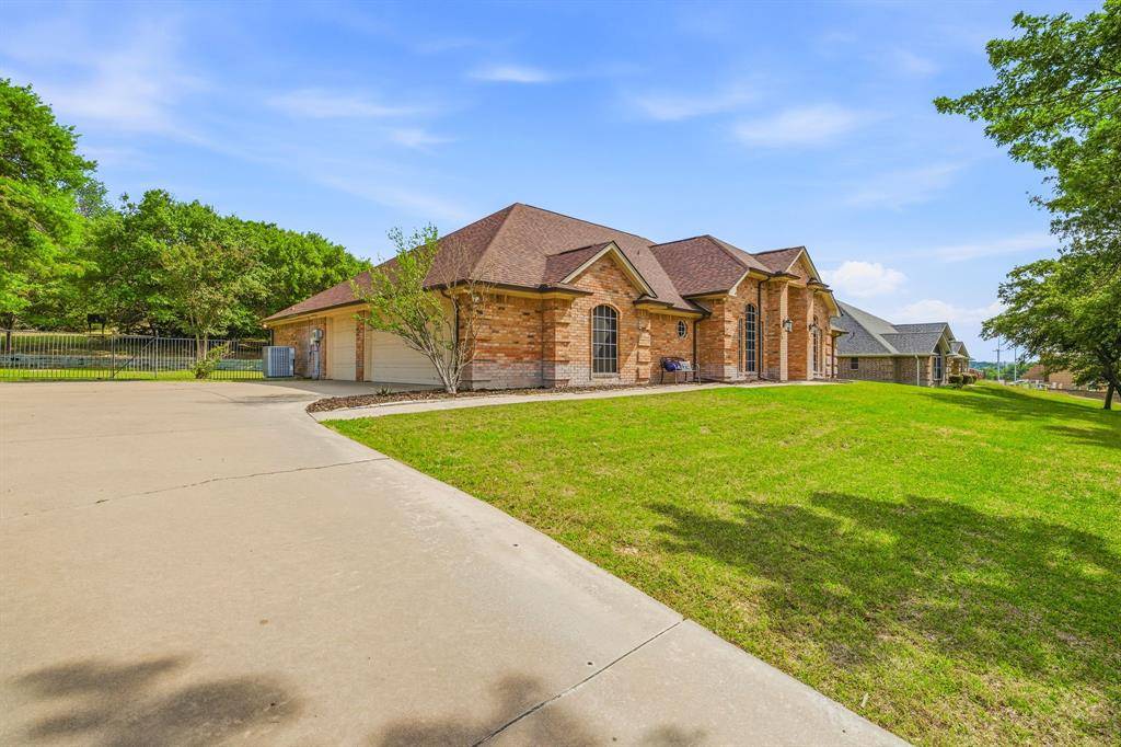 3625 Four Trees Drive, Weatherford, TX 76087