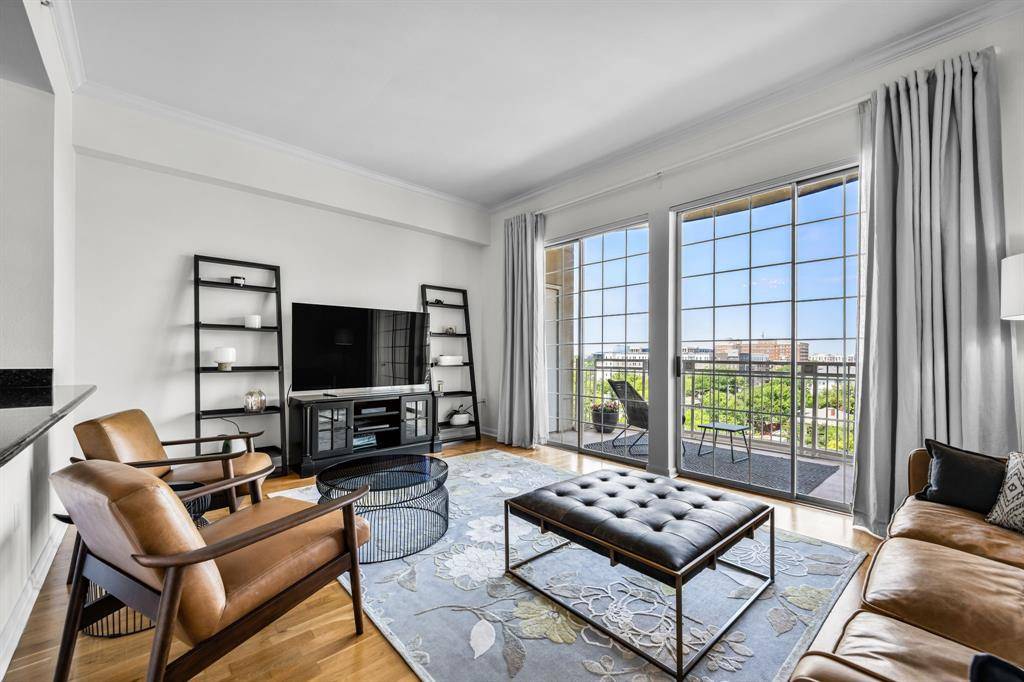 3225 Turtle Creek Boulevard #828, Dallas, TX 75219