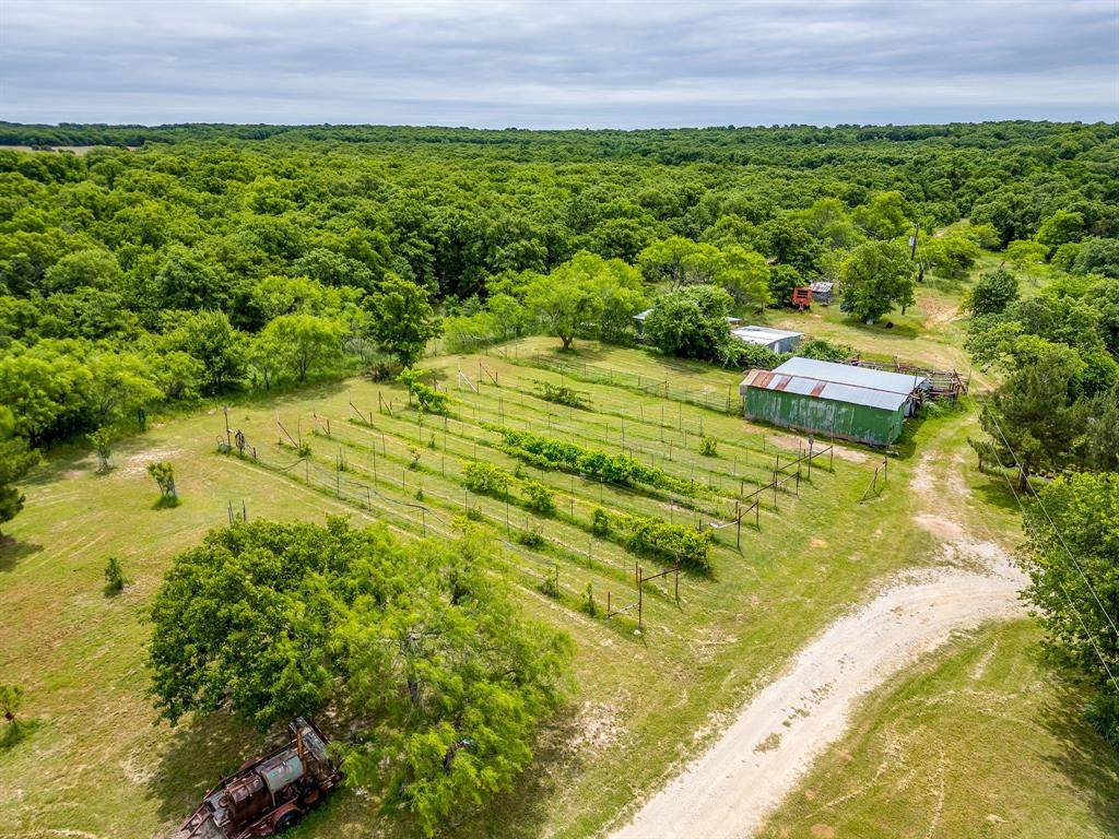 4180 E Fm 2210 E, Perrin, TX 76486