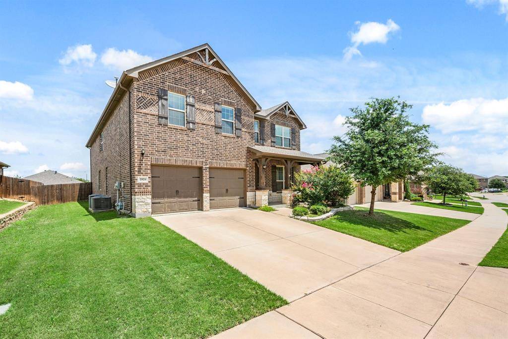 2521 Boot Jack Road, Fort Worth, TX 76177
