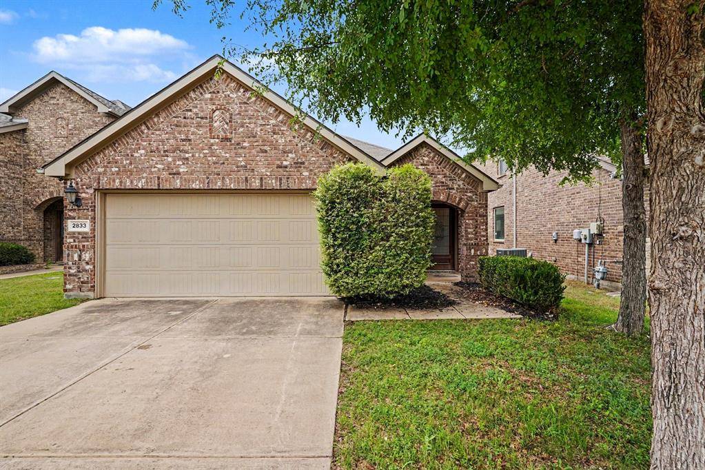 2833 Houston Wood Drive, Fort Worth, TX 76244