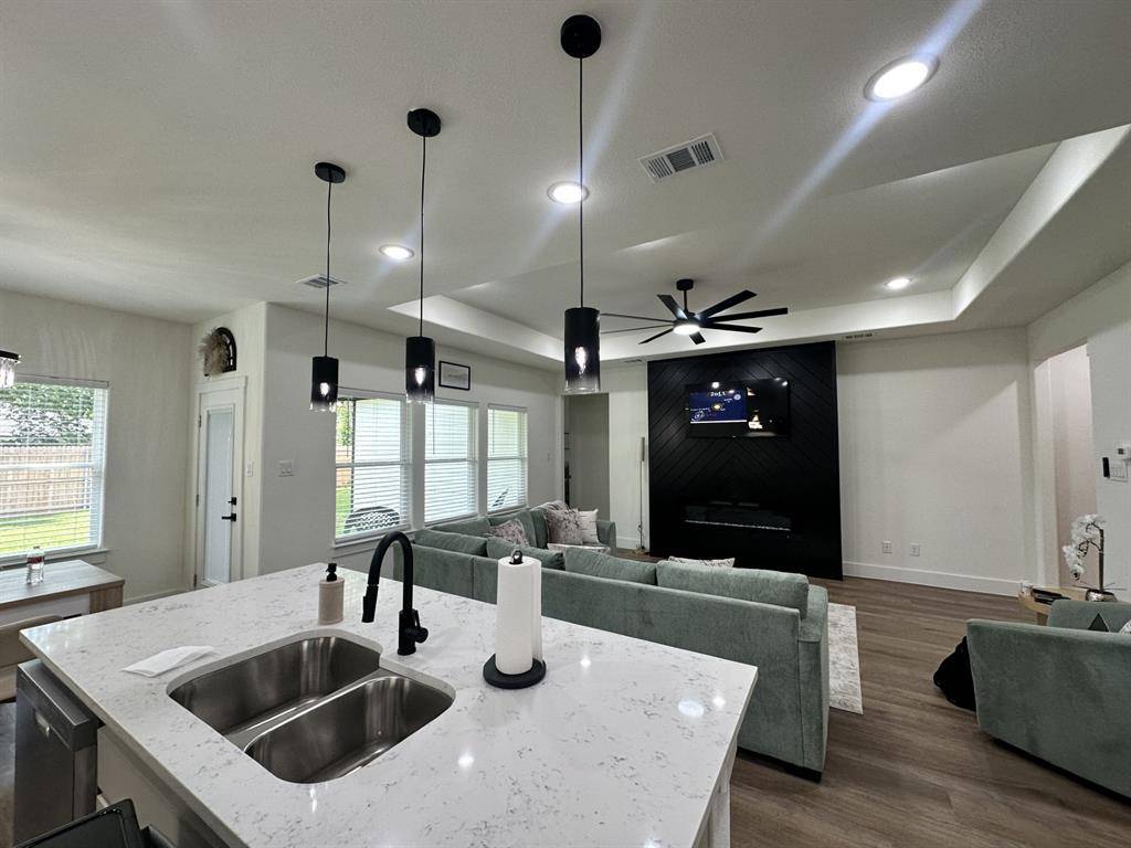 2816 Pennsylvania Avenue, Dallas, TX 75215