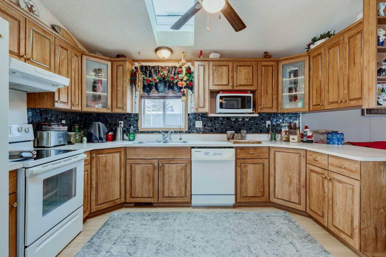 3223 83 ST NW #247, Calgary, AB T3B 5N5