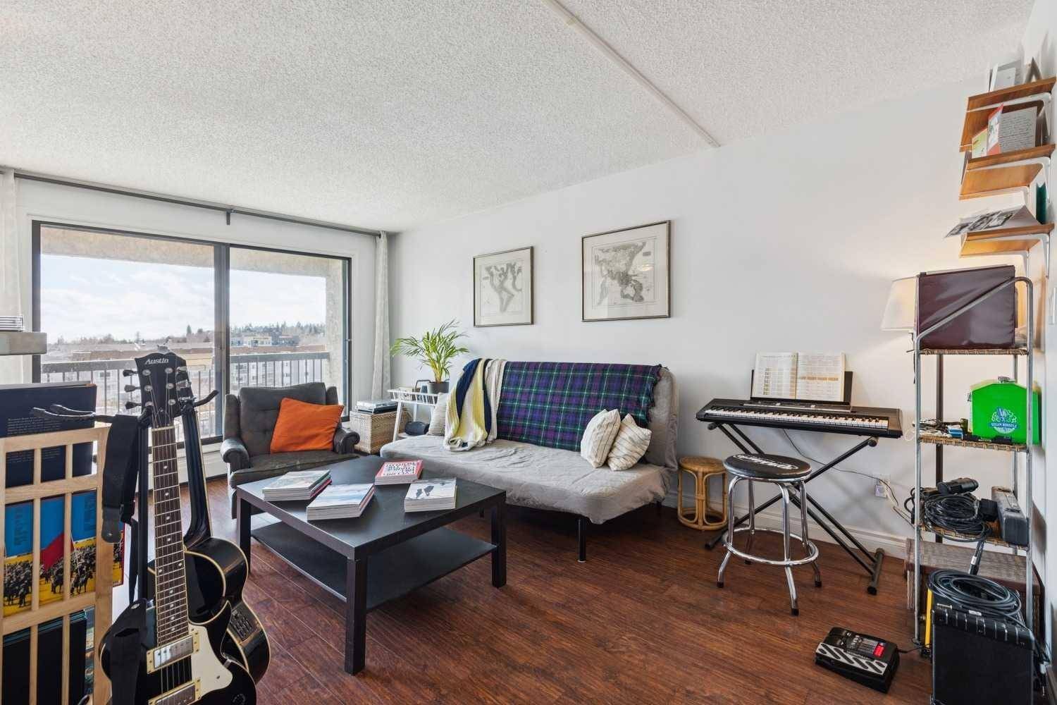 523 15 AVE SW #605, Calgary, AB T2R 0R3