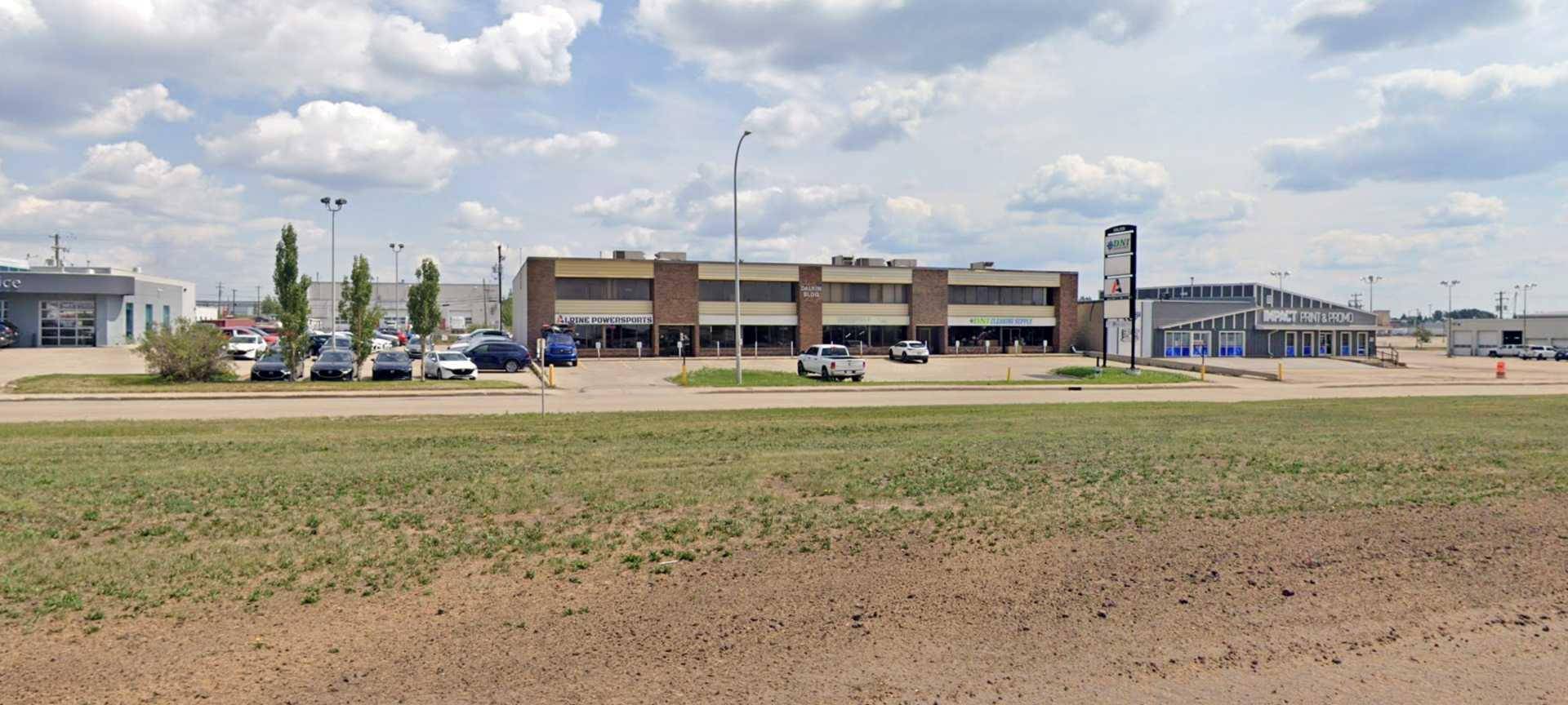 12703 100 ST #101 & 102, Grande Prairie, AB T8V 4H2