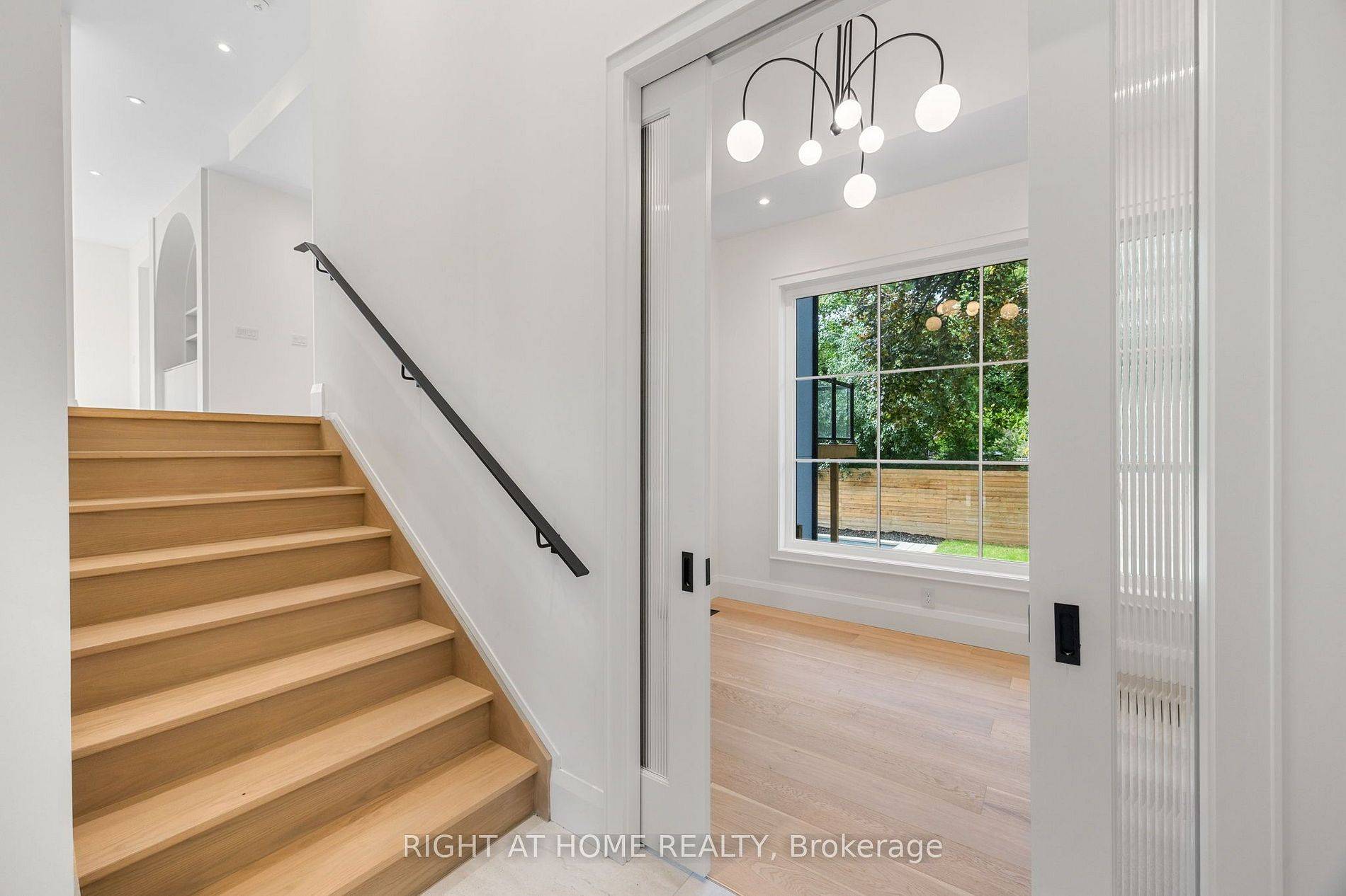 120 Hammell ST, Toronto C06, ON M3H 2P5