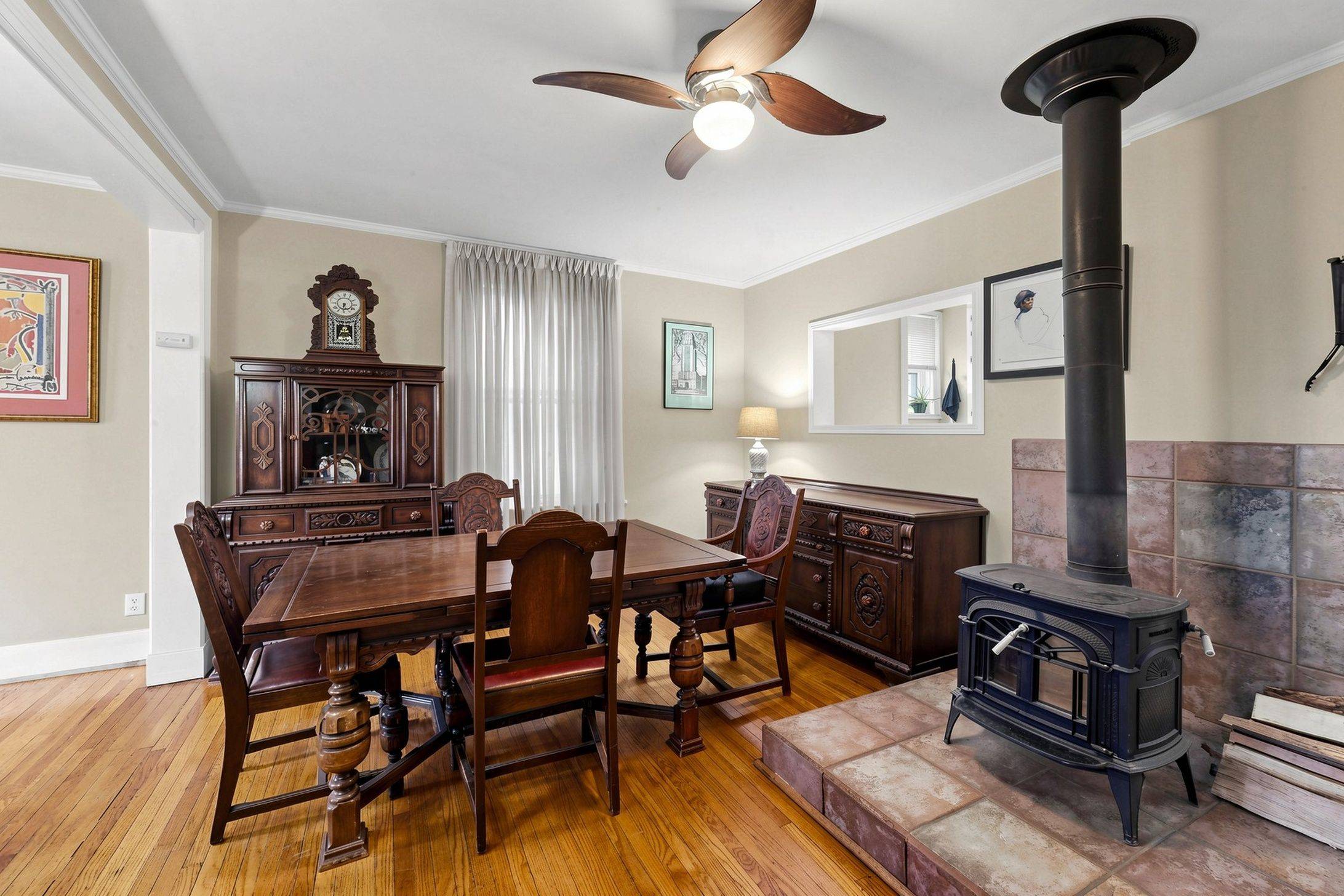 38 Norwood RD, Toronto E02, ON M4E 2S2