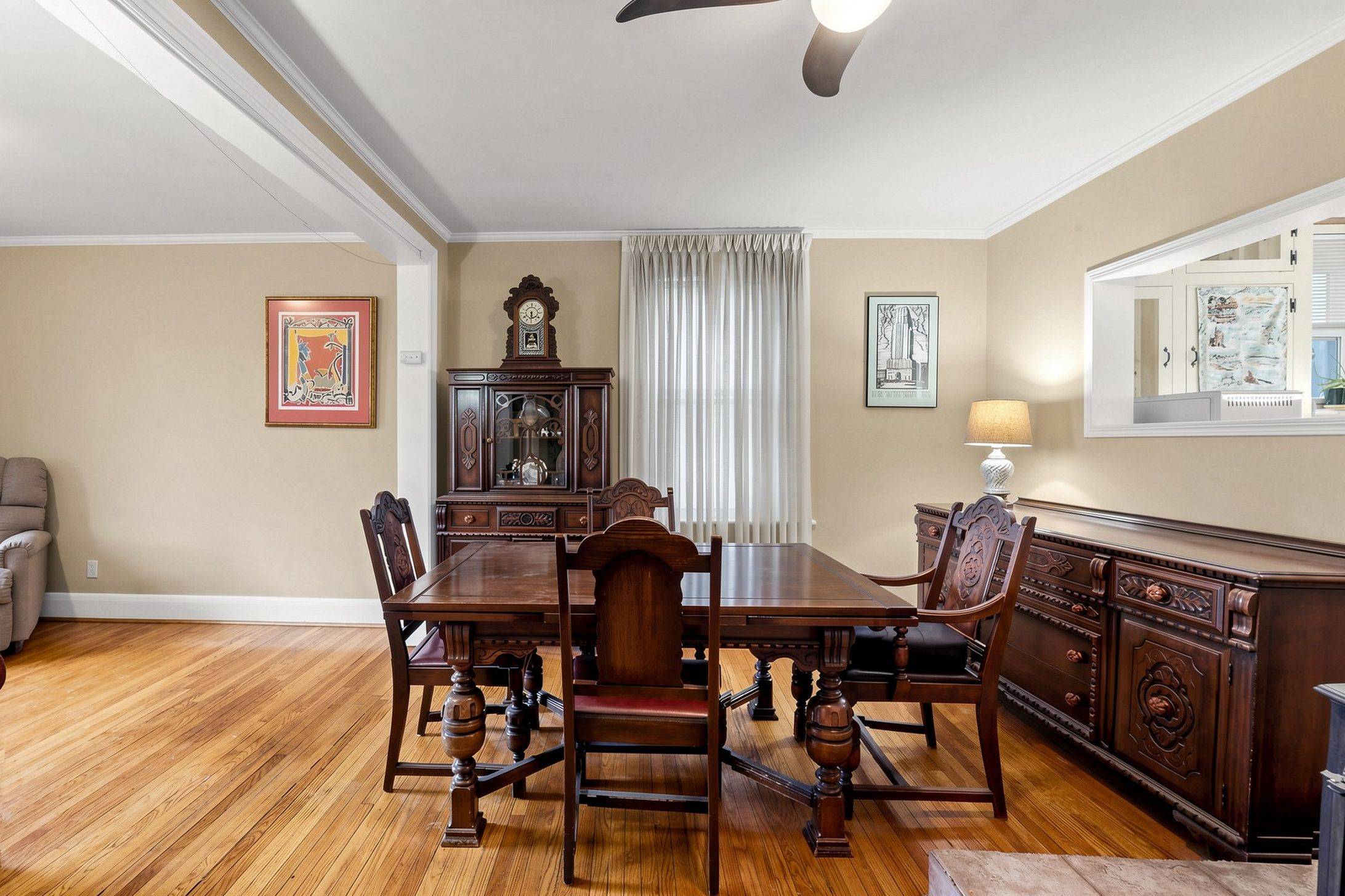 38 Norwood RD, Toronto E02, ON M4E 2S2