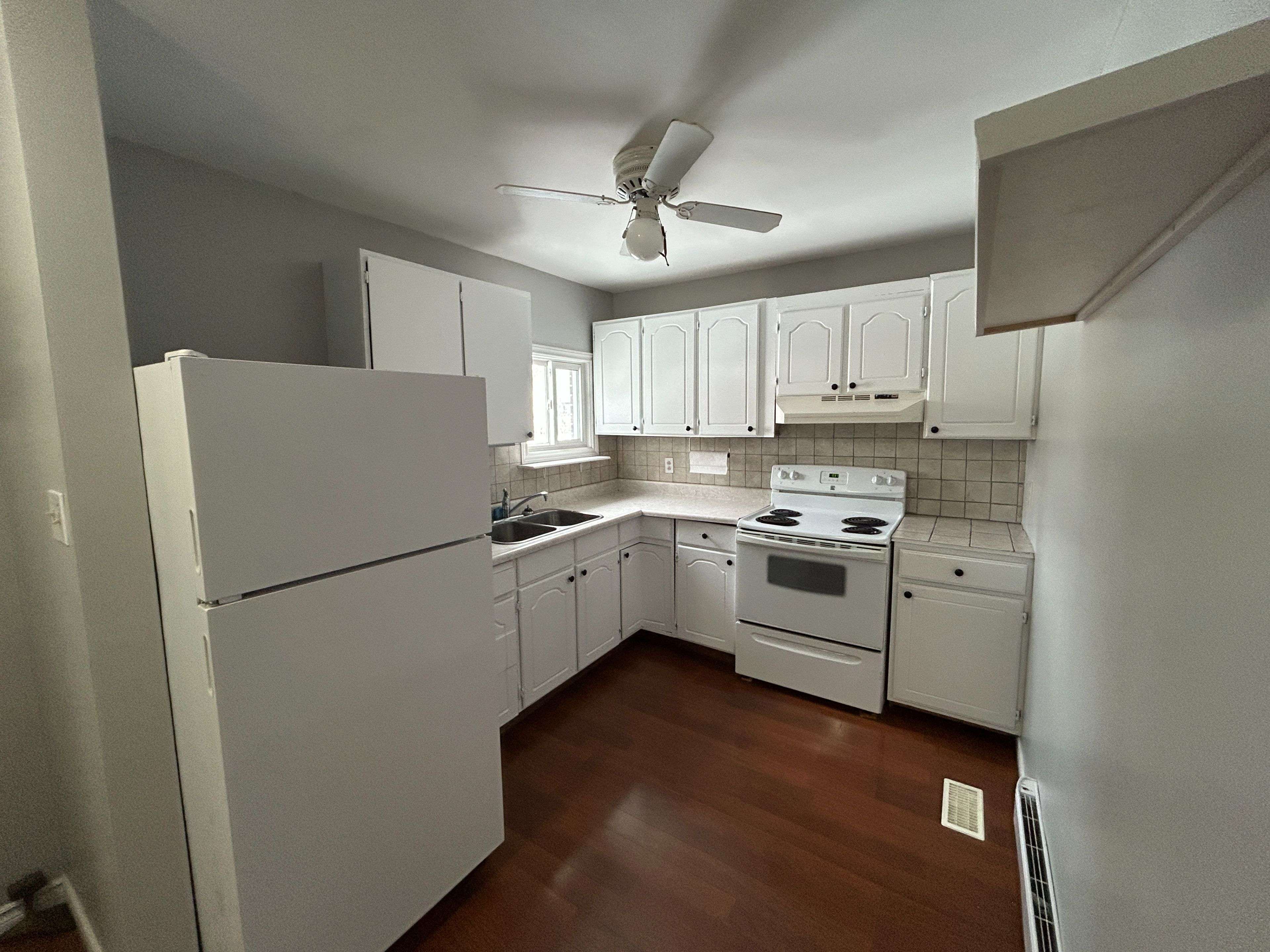 190 Ecclestone DR, Bracebridge, ON P1L 1E5