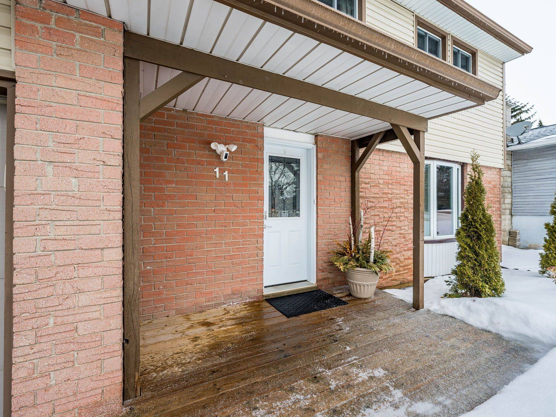11 Bellefield CRES, Wellington North, ON N0G 1A0