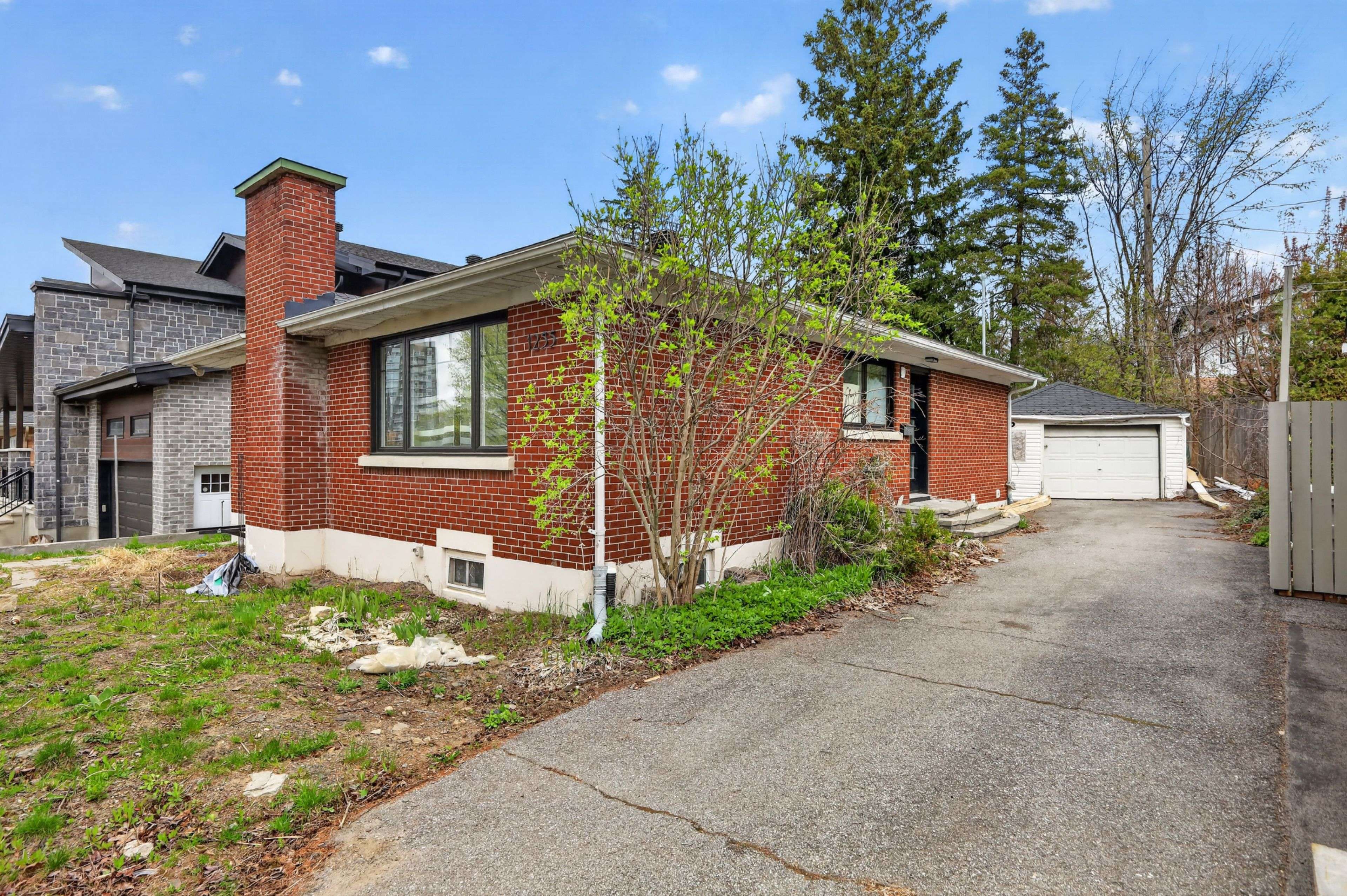 1255 Evans BLVD N, Alta Vista And Area, ON K1H 7T7