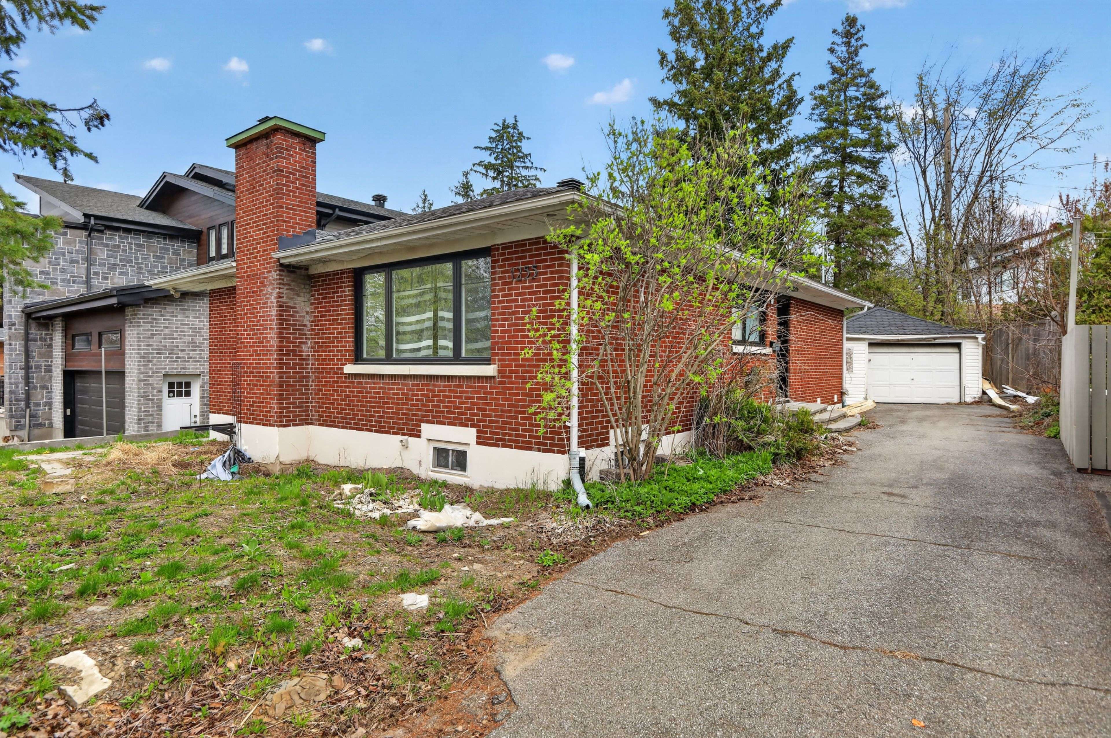 1255 Evans BLVD N, Alta Vista And Area, ON K1H 7T7