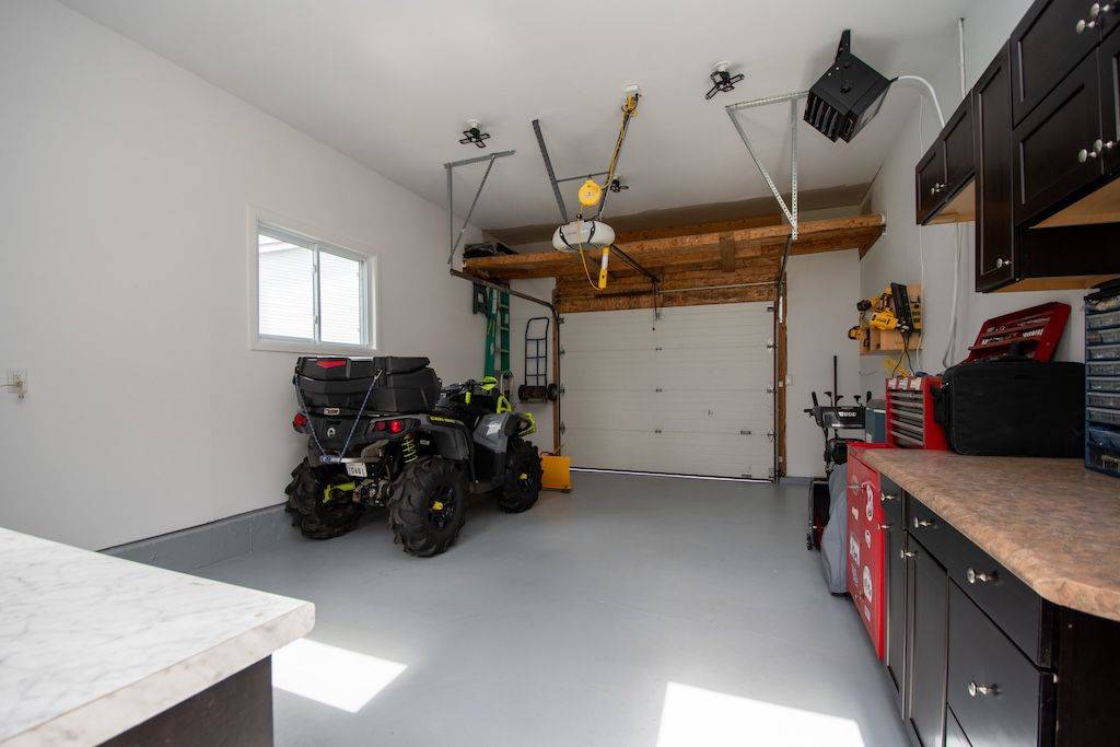 3 Matilda DR, Kawartha Lakes, ON K0L 2W0