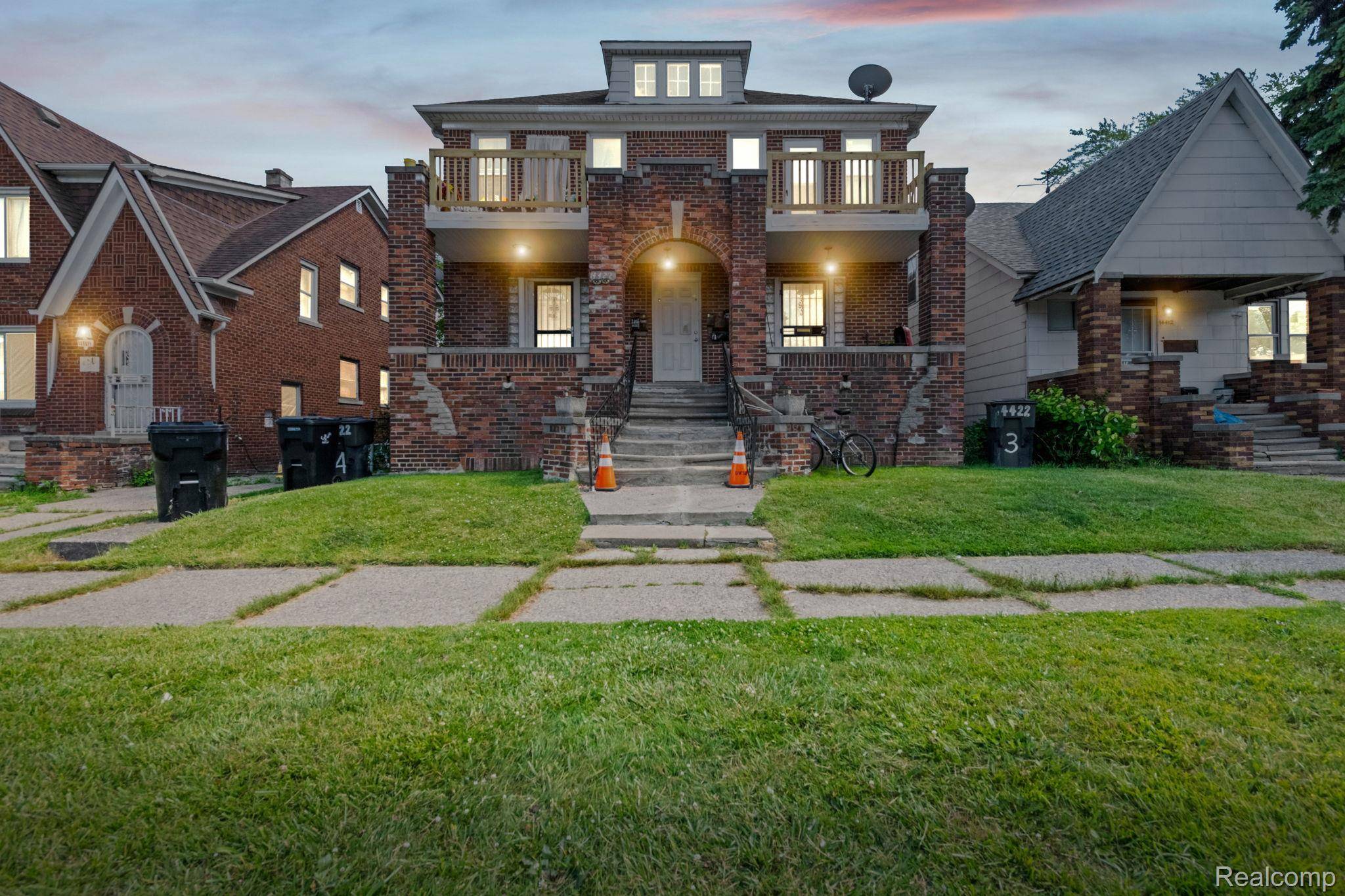 14422 Maddelein ST, Detroit, MI 48205
