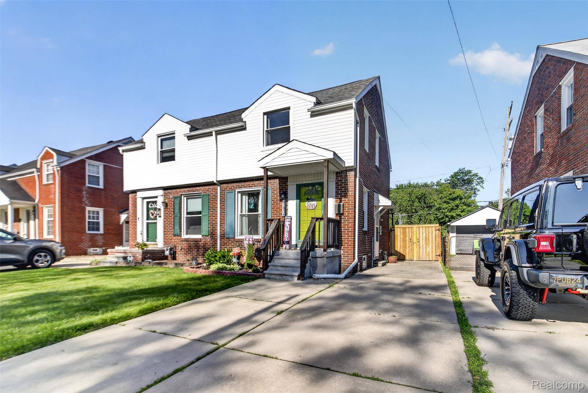 1834 15th, Wyandotte, MI 48192