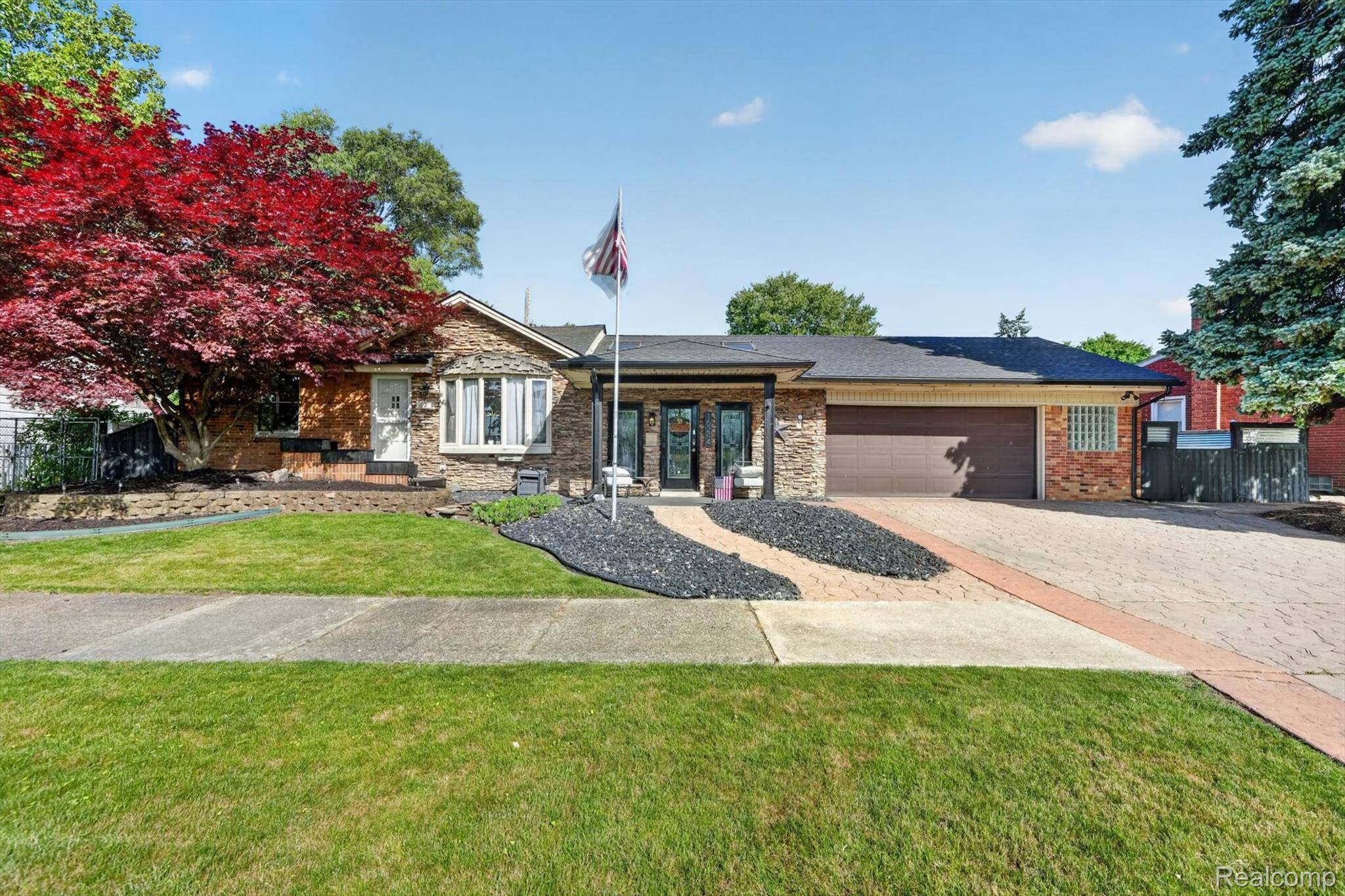 16244 Philomene BLVD, Allen Park, MI 48101
