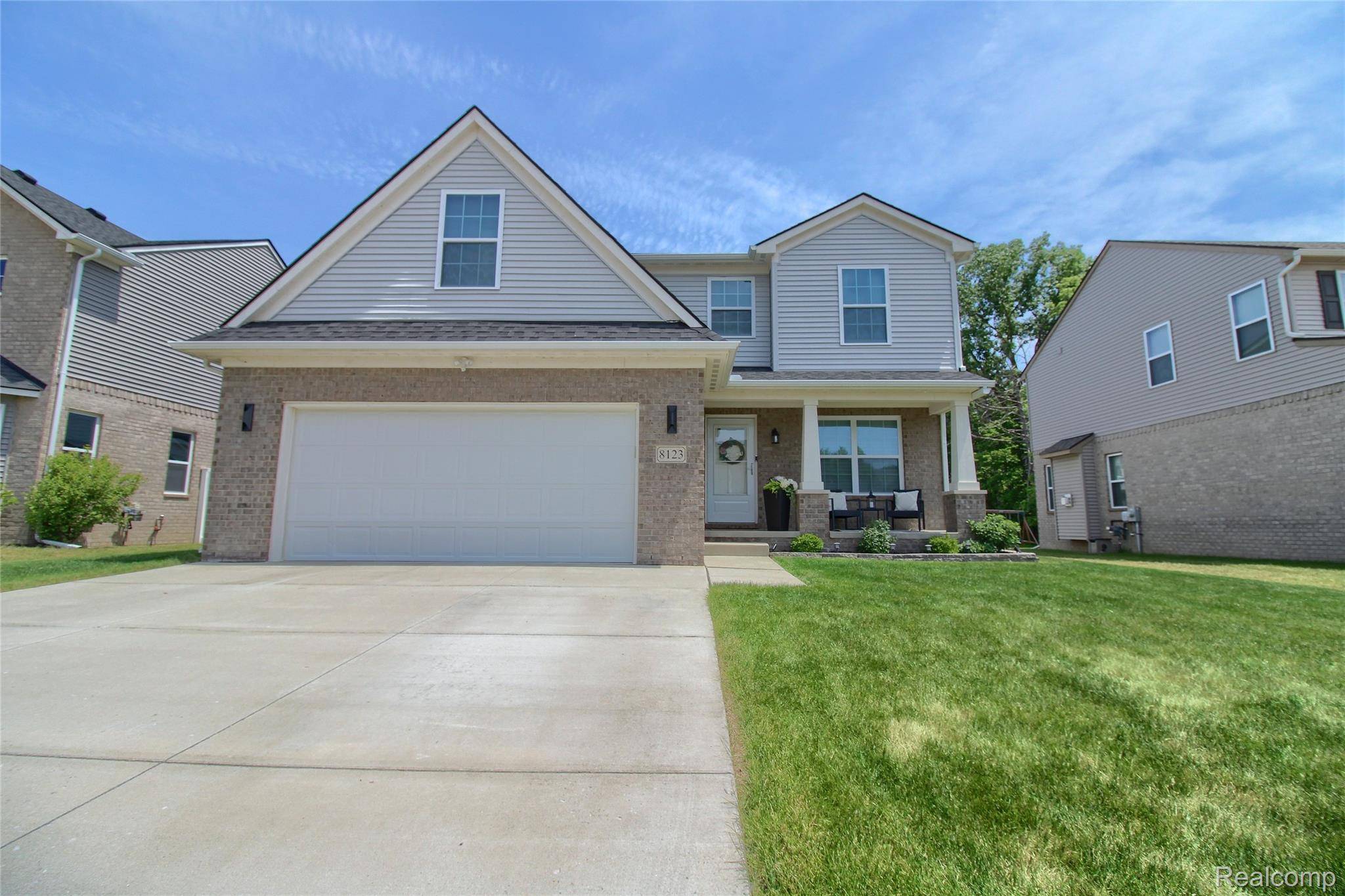 8123 Hudson DR, Westland, MI 48185