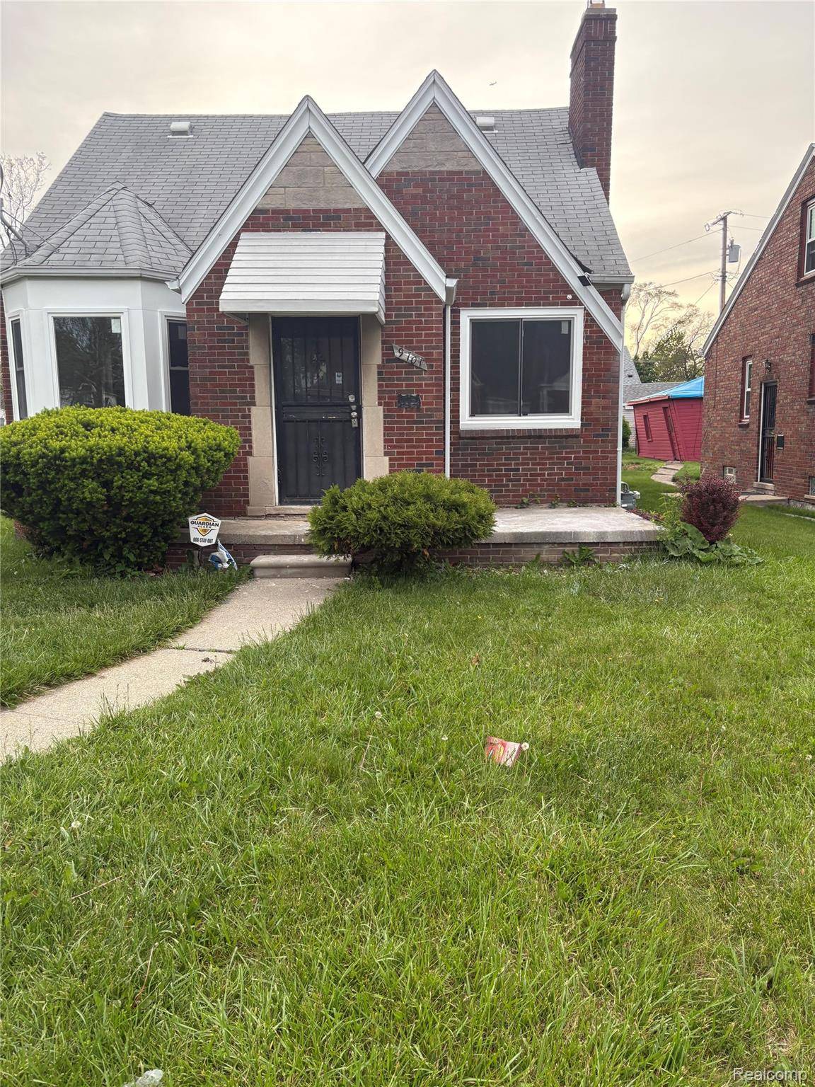 9701 Somerset AVE, Detroit, MI 48224
