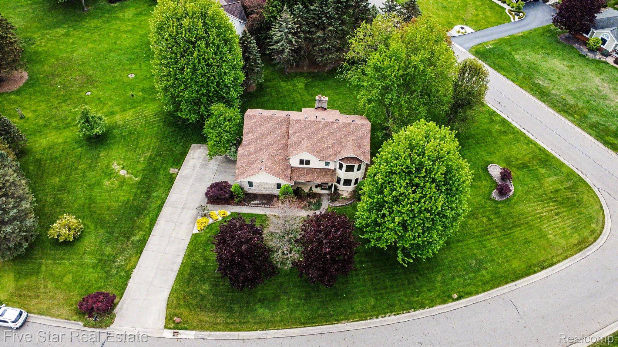 10100 Abrams FORK, Brighton Township, MI 48114