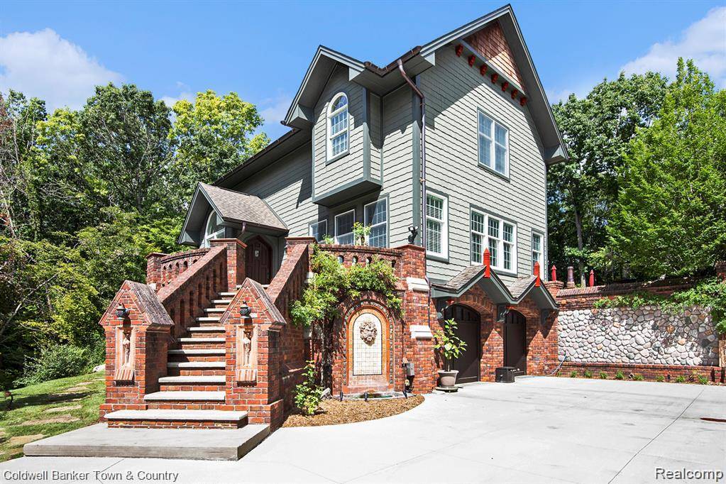 3534 Catherine Anne LN, Holly Township, MI 48442