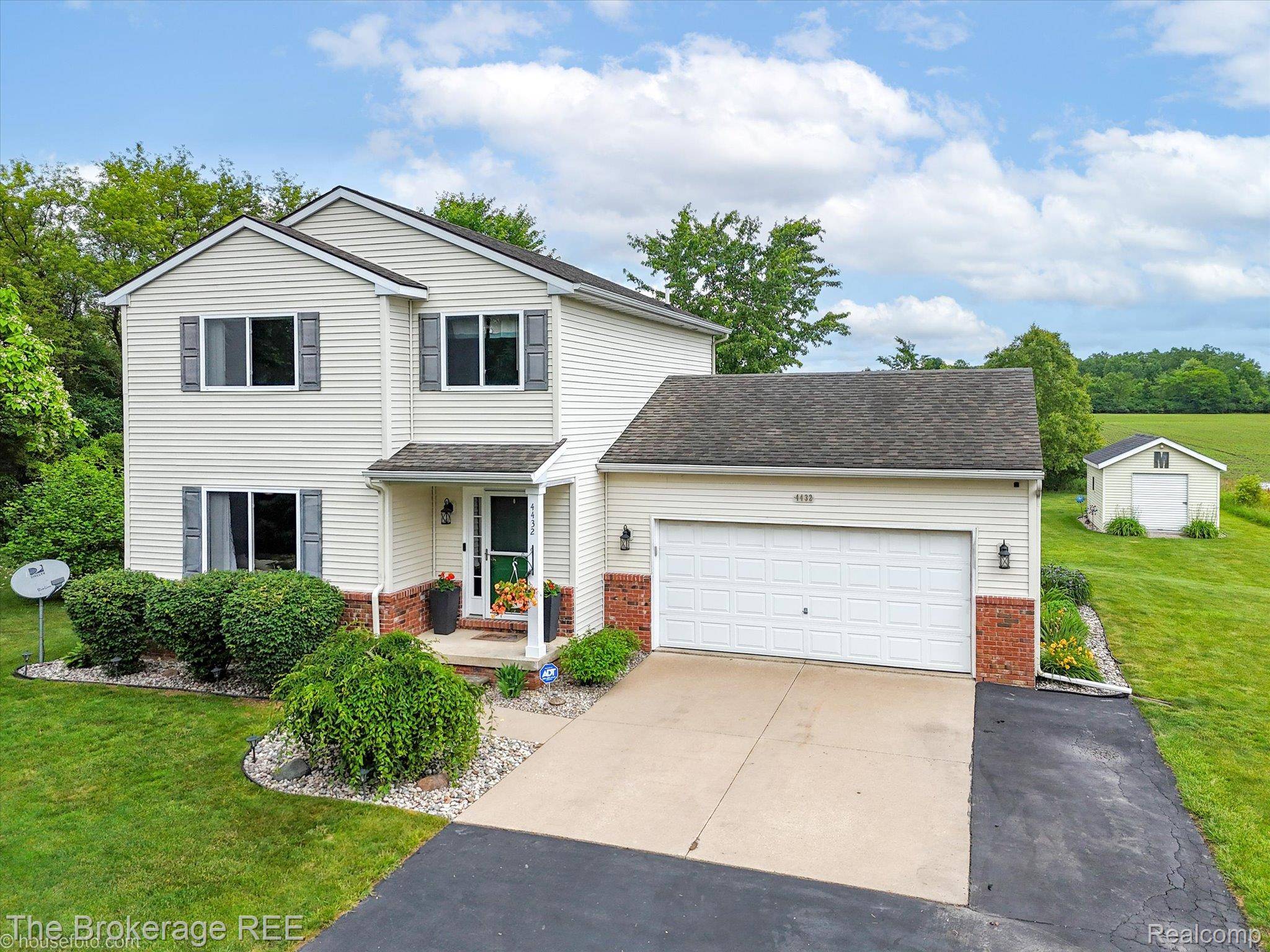 4432 N Belsay RD, Genesee Charter Township, MI 48506