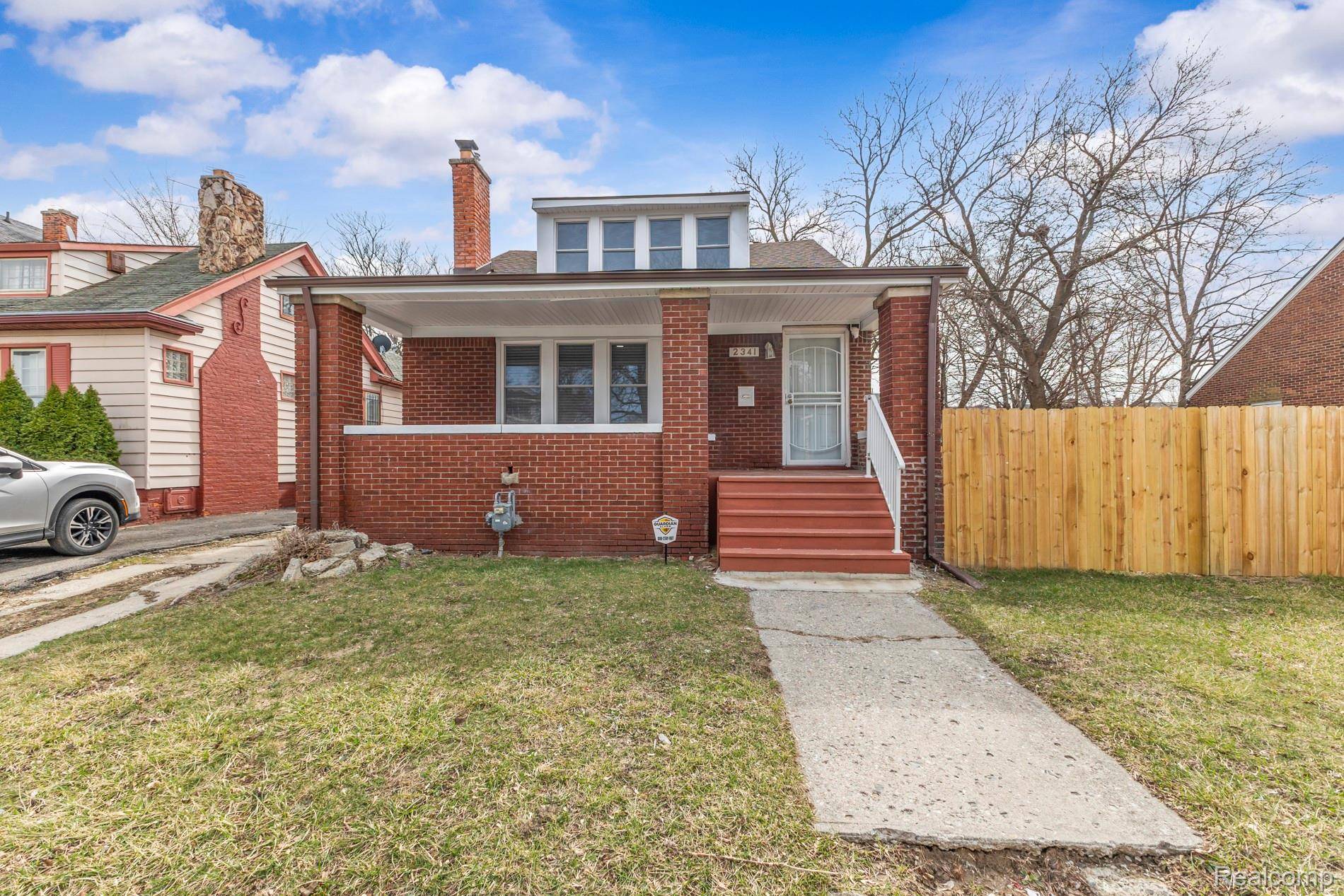 2341 Fullerton ST, Detroit, MI 48238