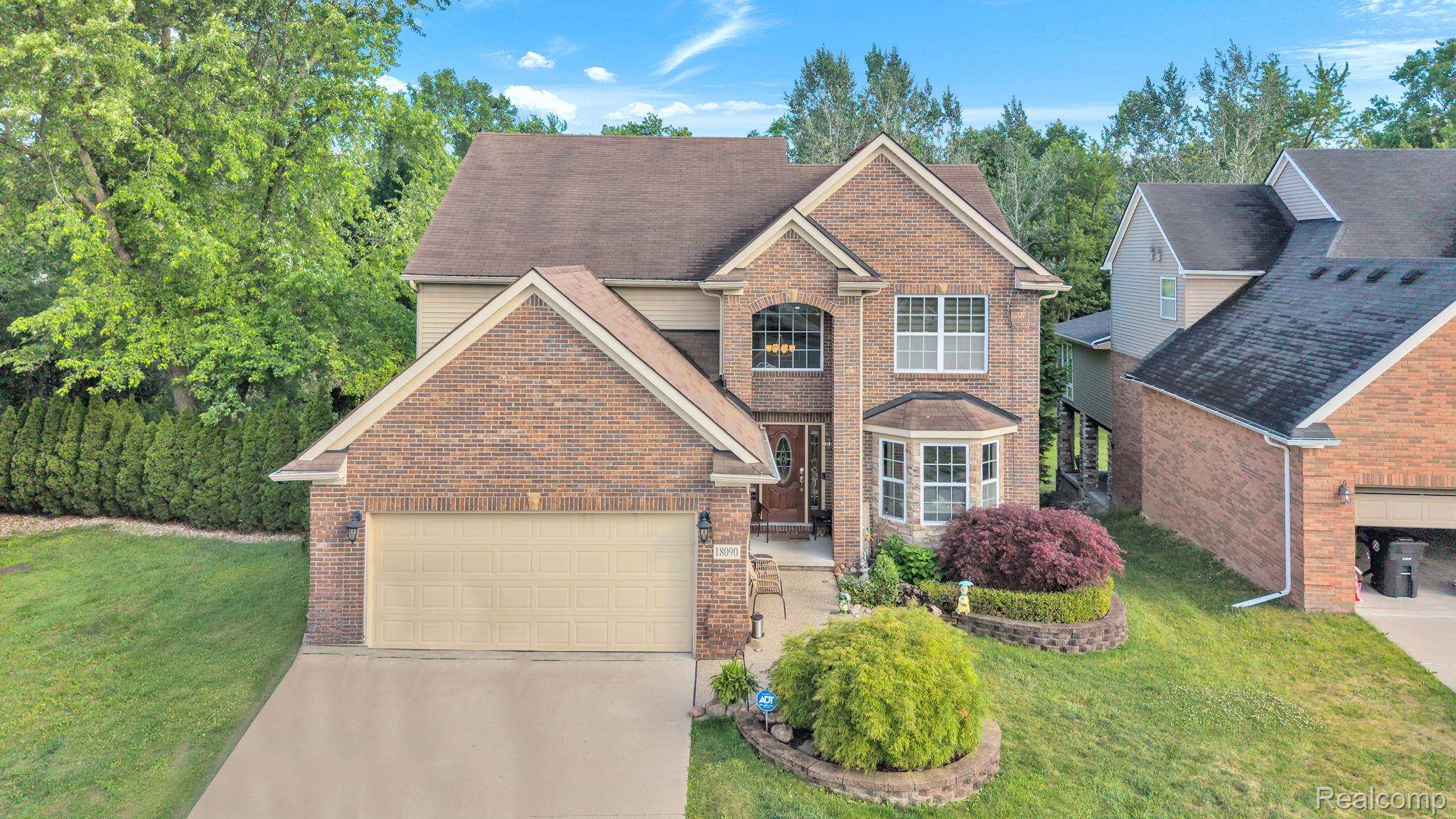 18090 Curtis CT, Livonia, MI 48152
