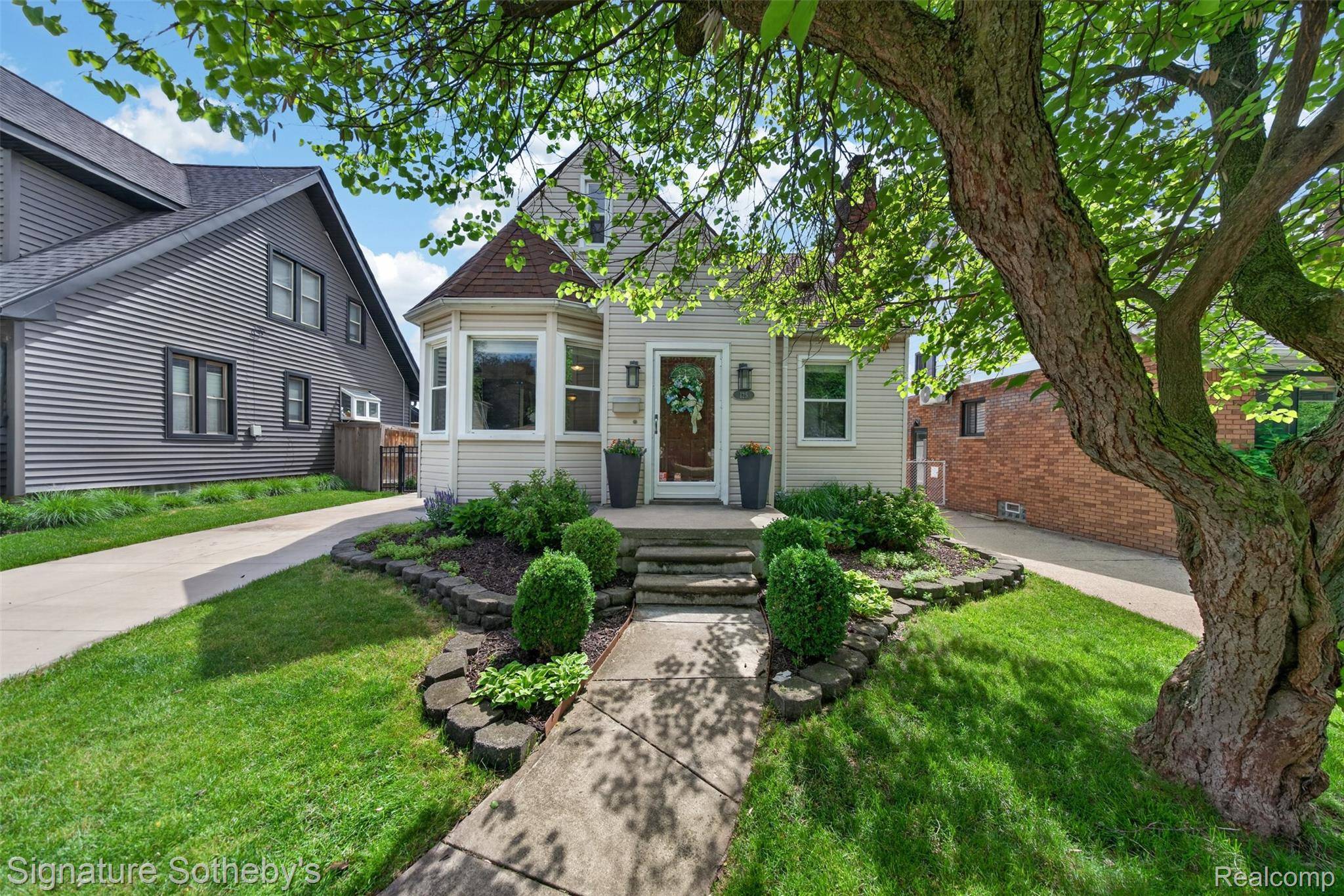 125 S Kenwood AVE, Royal Oak, MI 48067