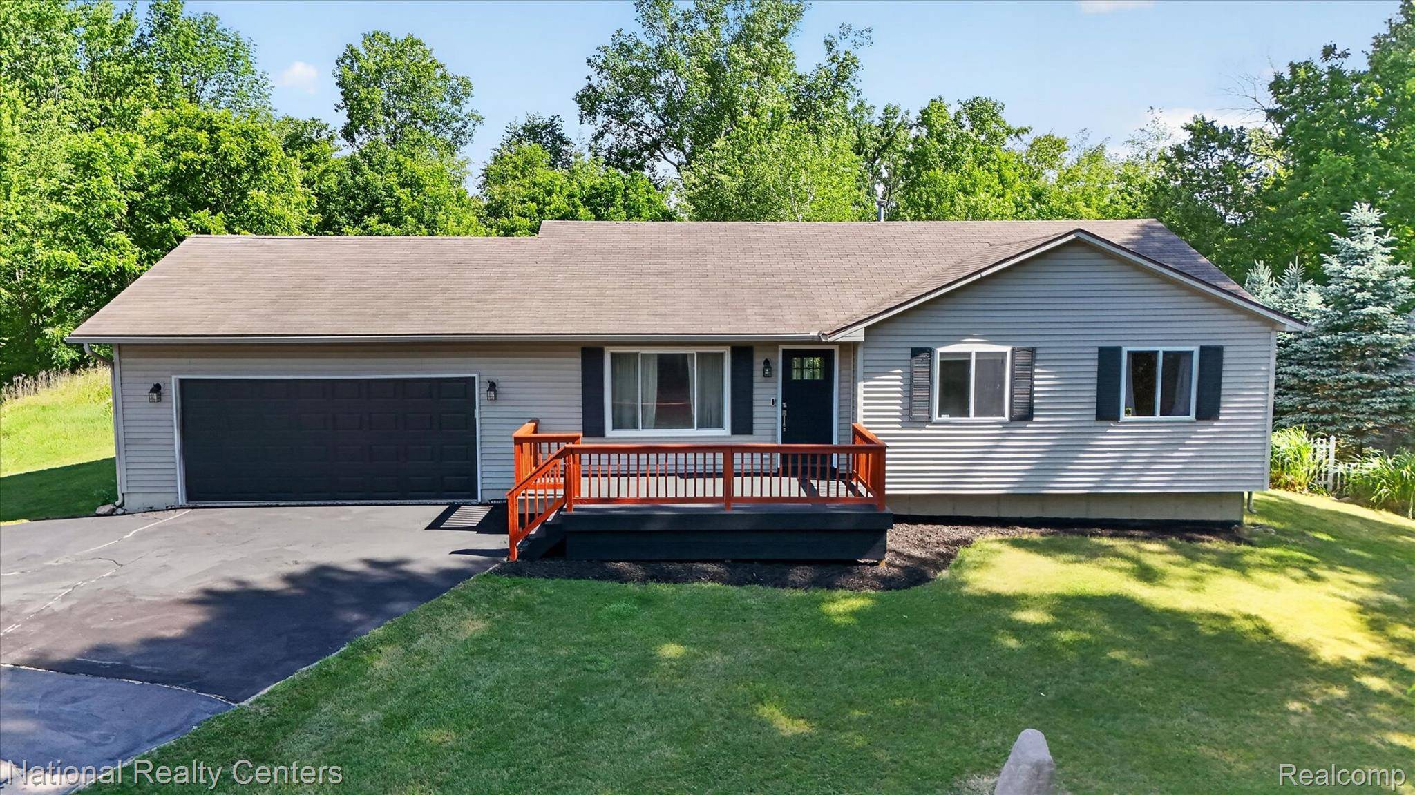 8280 W Rolston RD, Argentine Township, MI 48451