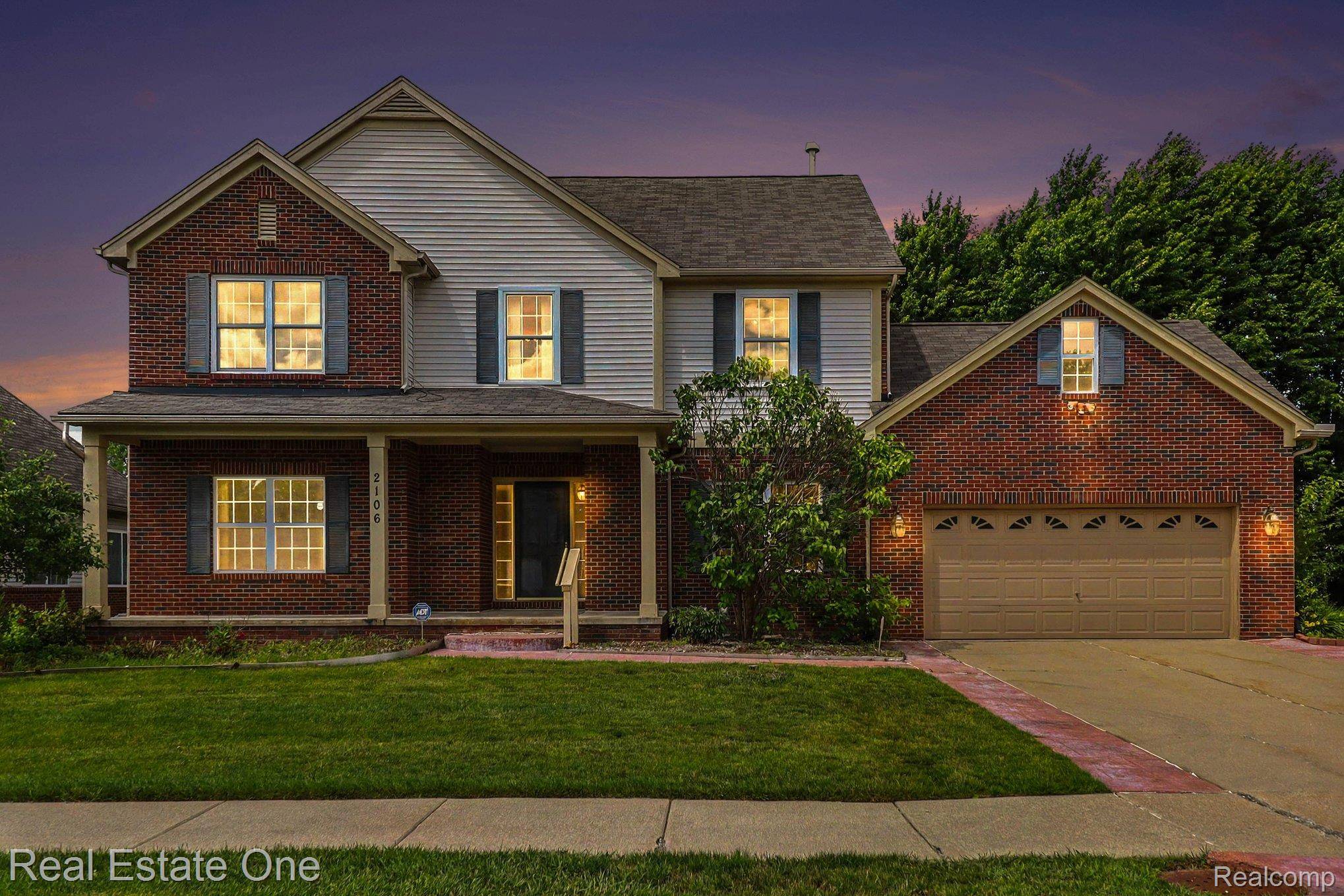 2106 Cattail CIR, Rochester Hills, MI 48309
