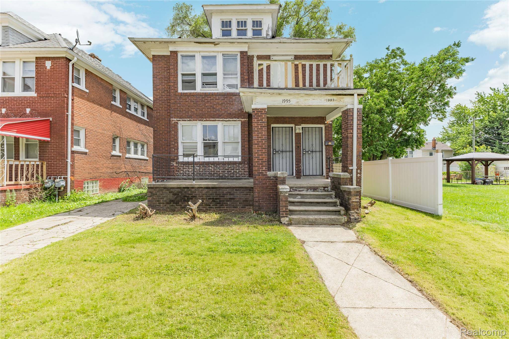 1995 Kendall ST, Detroit, MI 48238