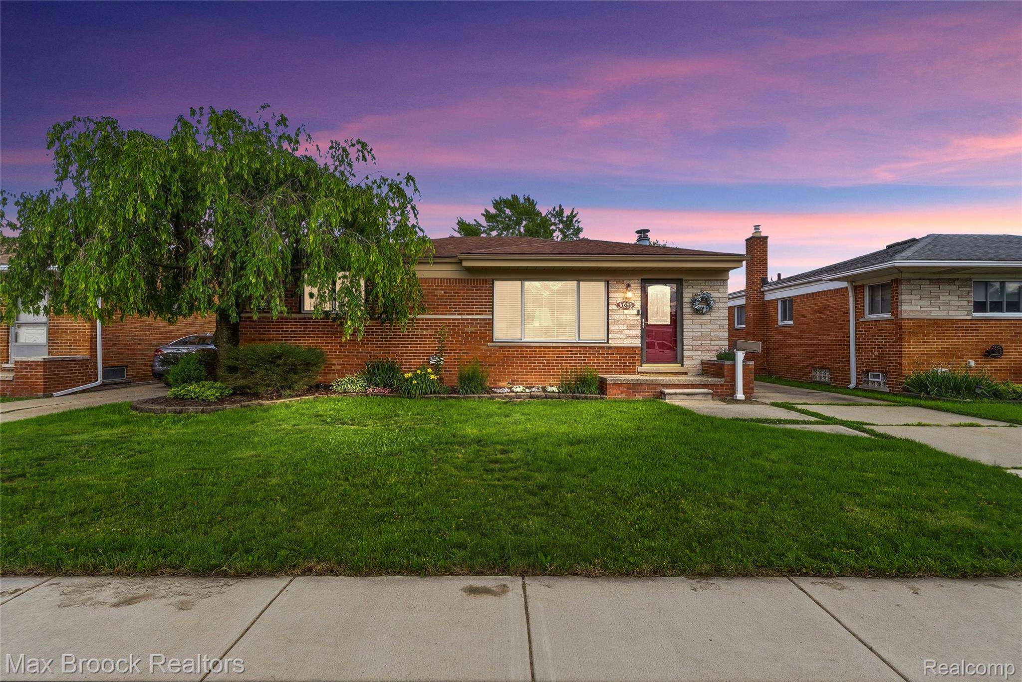 30250 Longfellow AVE, Madison Heights, MI 48071