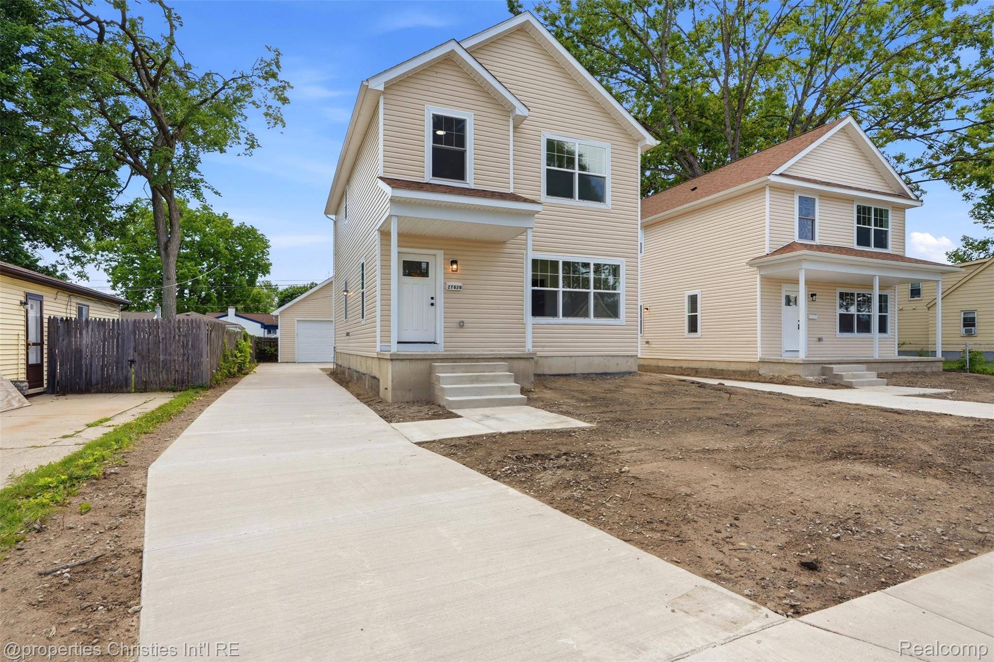 27828 Groveland ST, Madison Heights, MI 48071