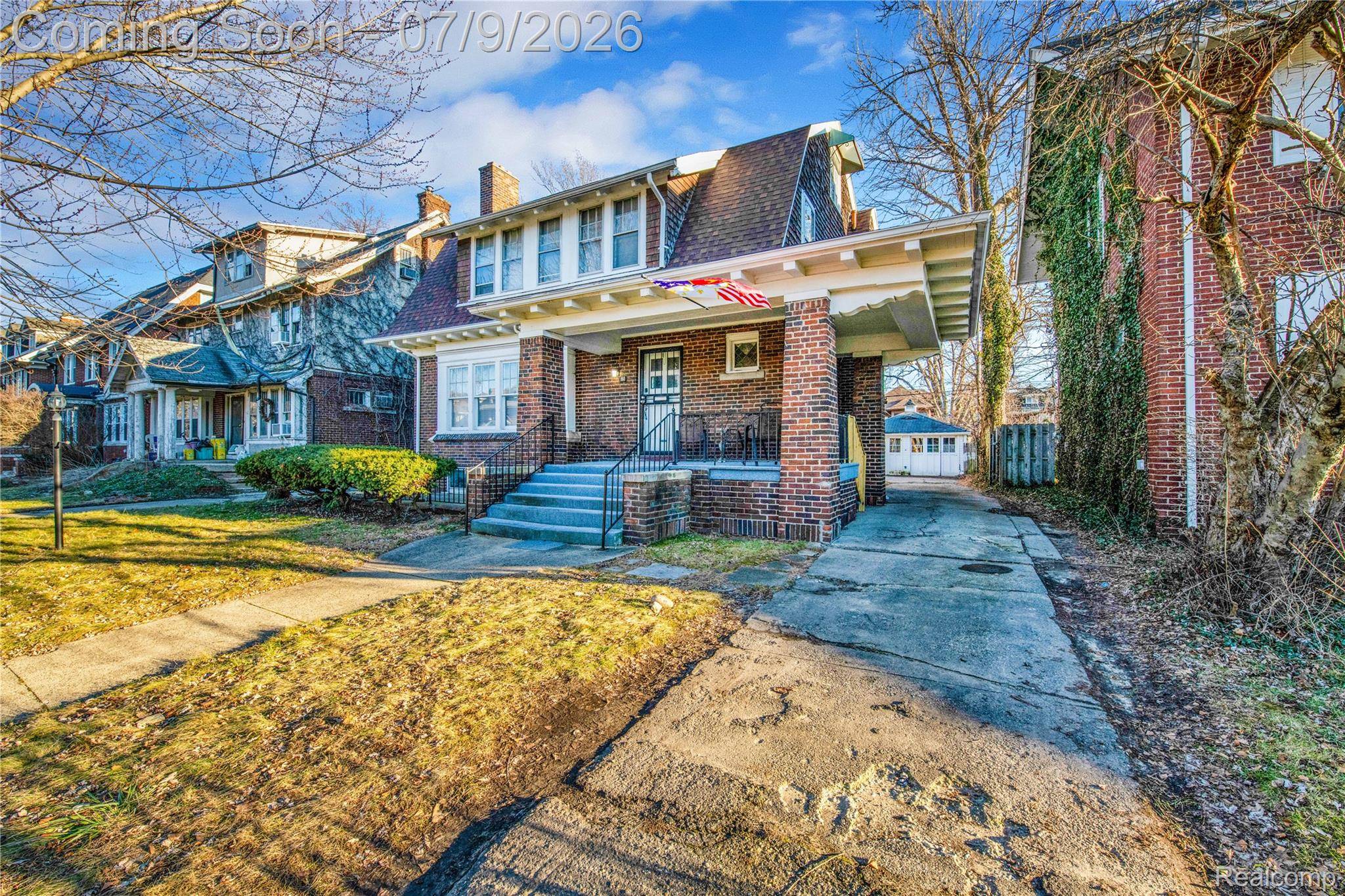 60 McLean ST, Highland Park, MI 48203