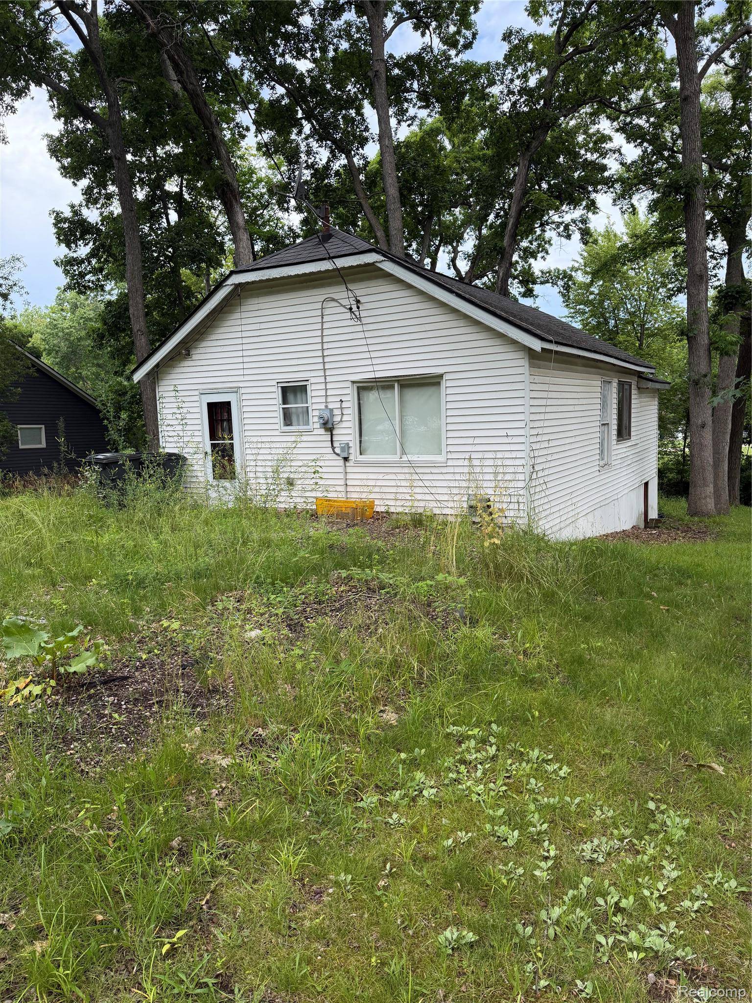 10171 Skeman RD, Brighton Township, MI 48114