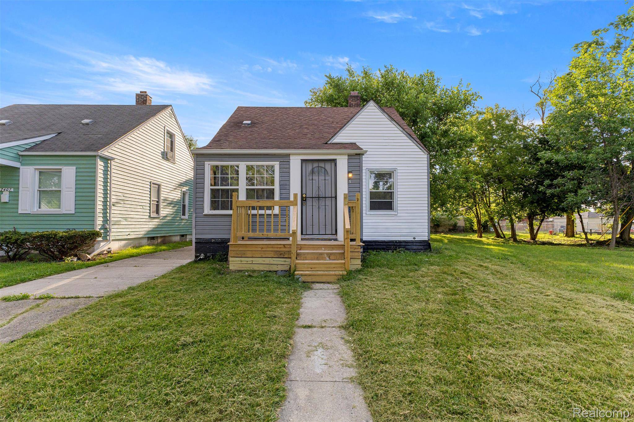 7415 Plainview AVE, Detroit, MI 48228