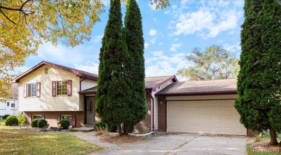 1159 N Linden RD, Flint Charter Township, MI 48532