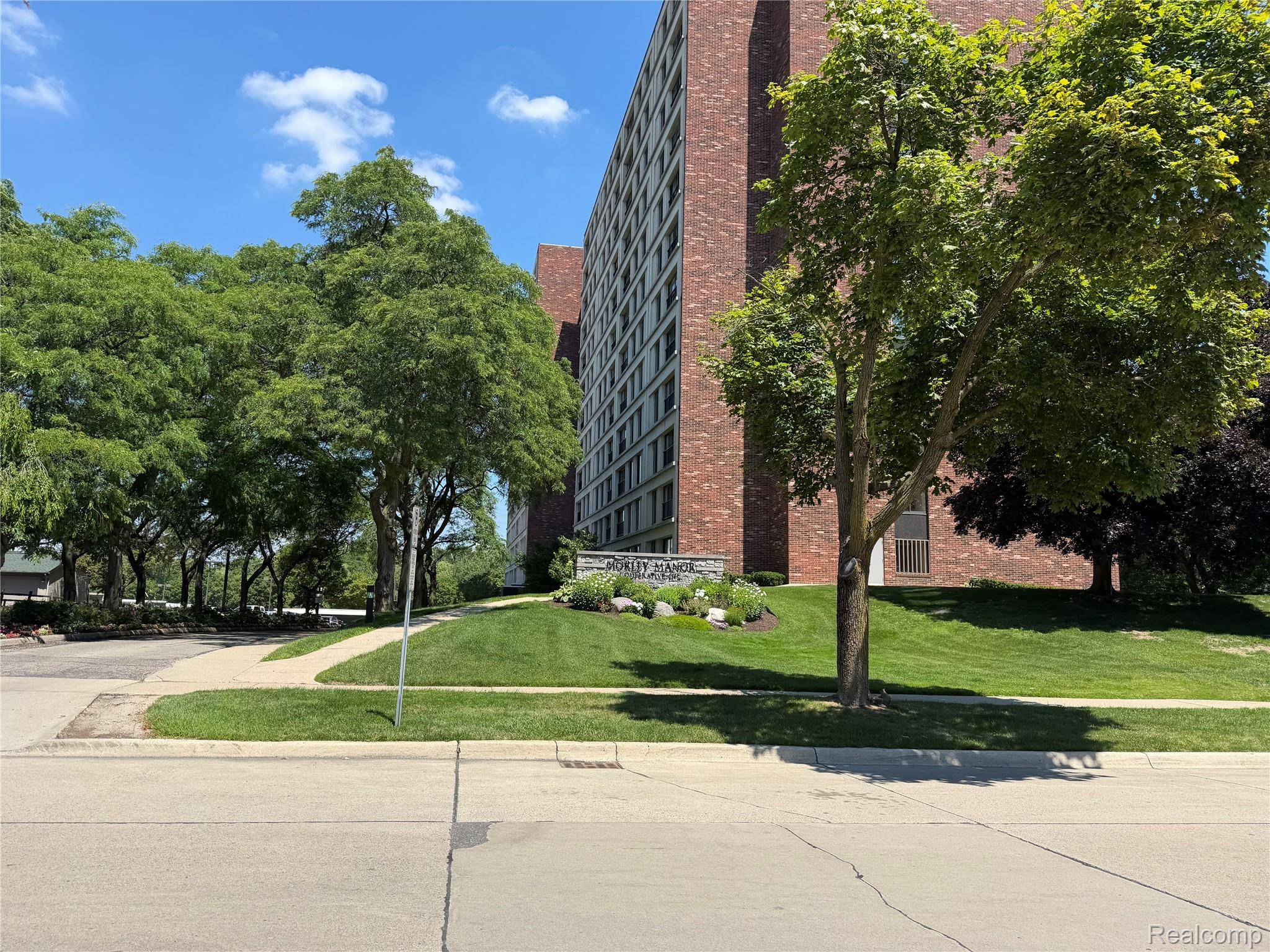 21800 Morley Avenue #1203, Dearborn, MI 48124