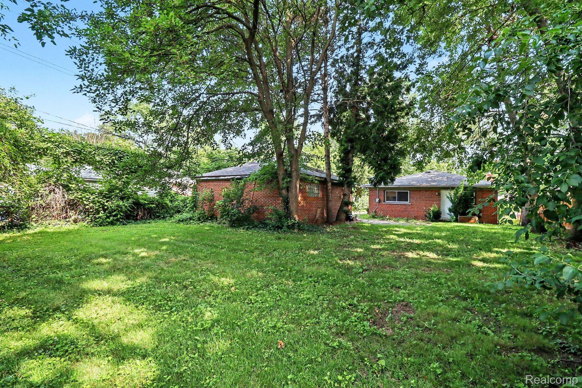 25175 W Chicago, Redford Charter Township, MI 48239