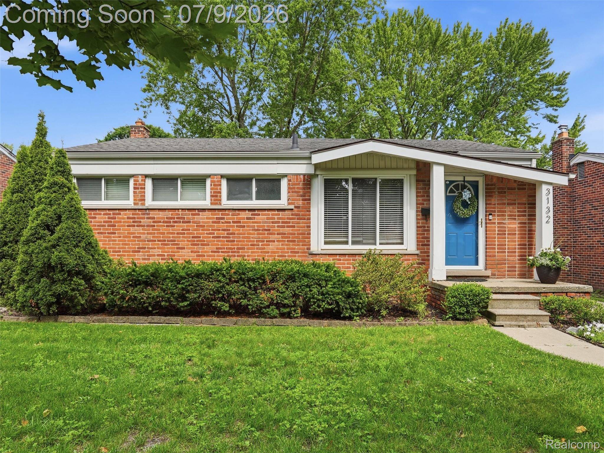 3132 MAPLEWOOD AVE, Royal Oak, MI 48073
