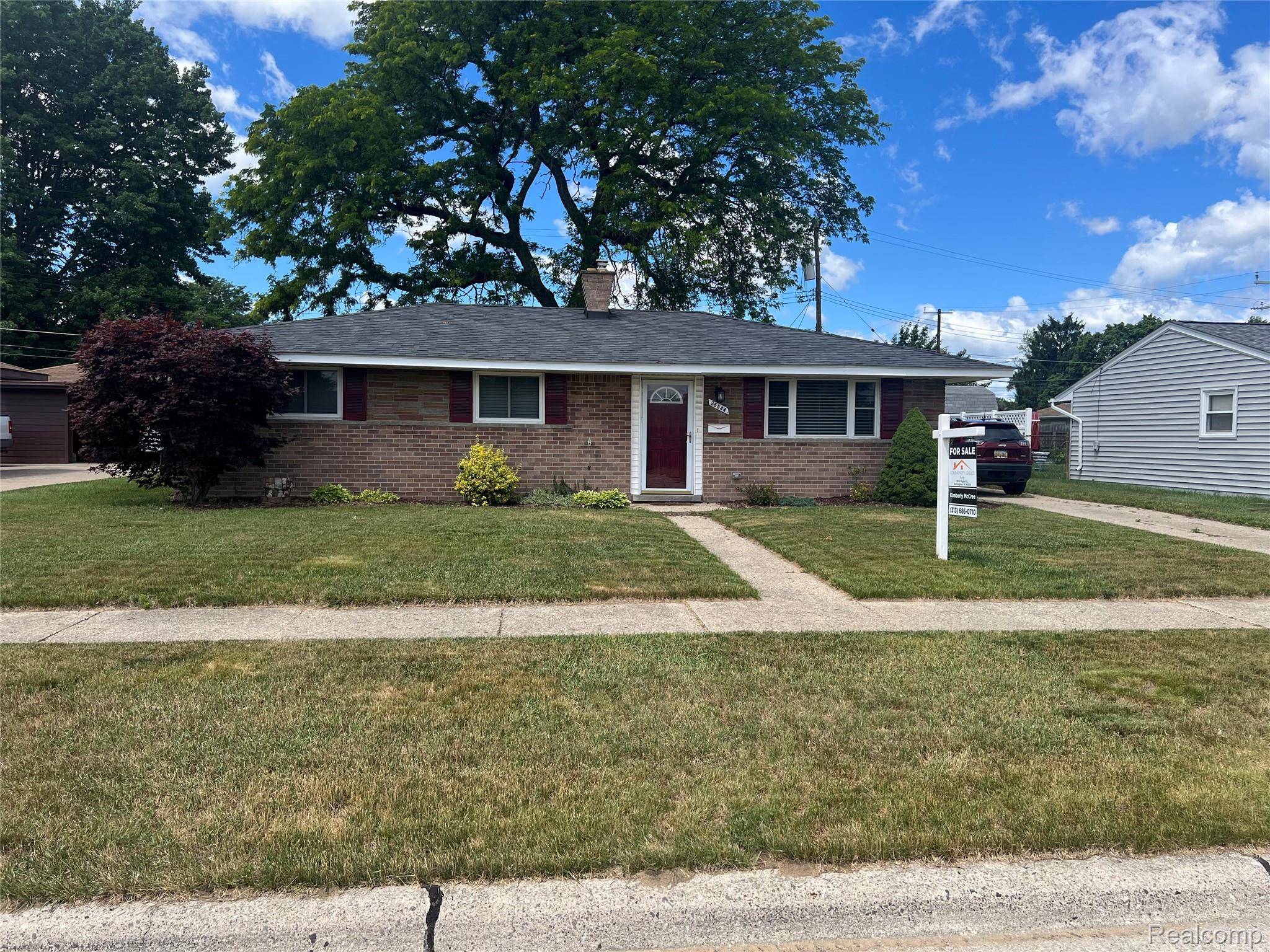 35544 Thames ST, Westland, MI 48186