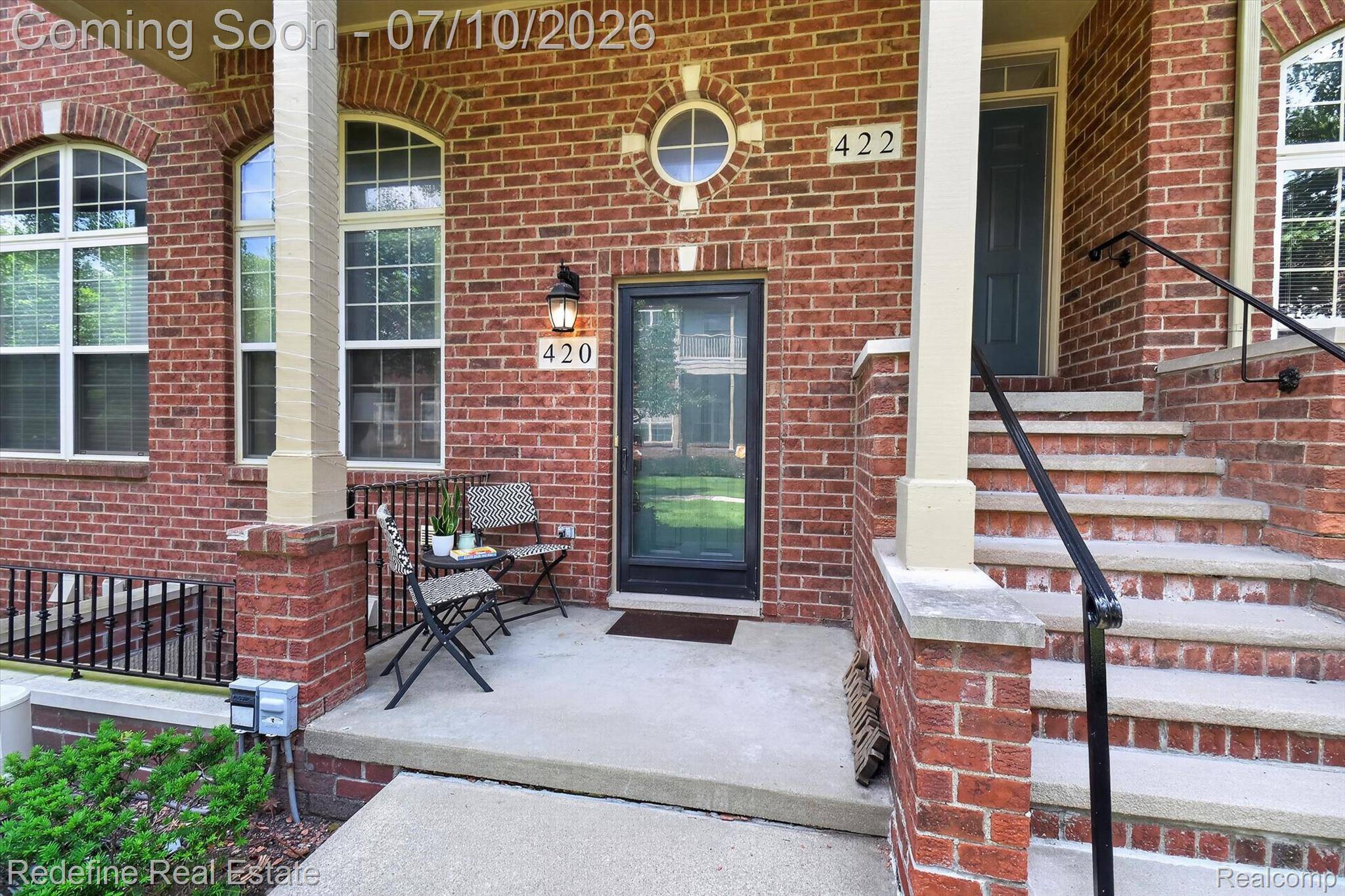 420 Boardwalk DR, Walled Lake, MI 48390