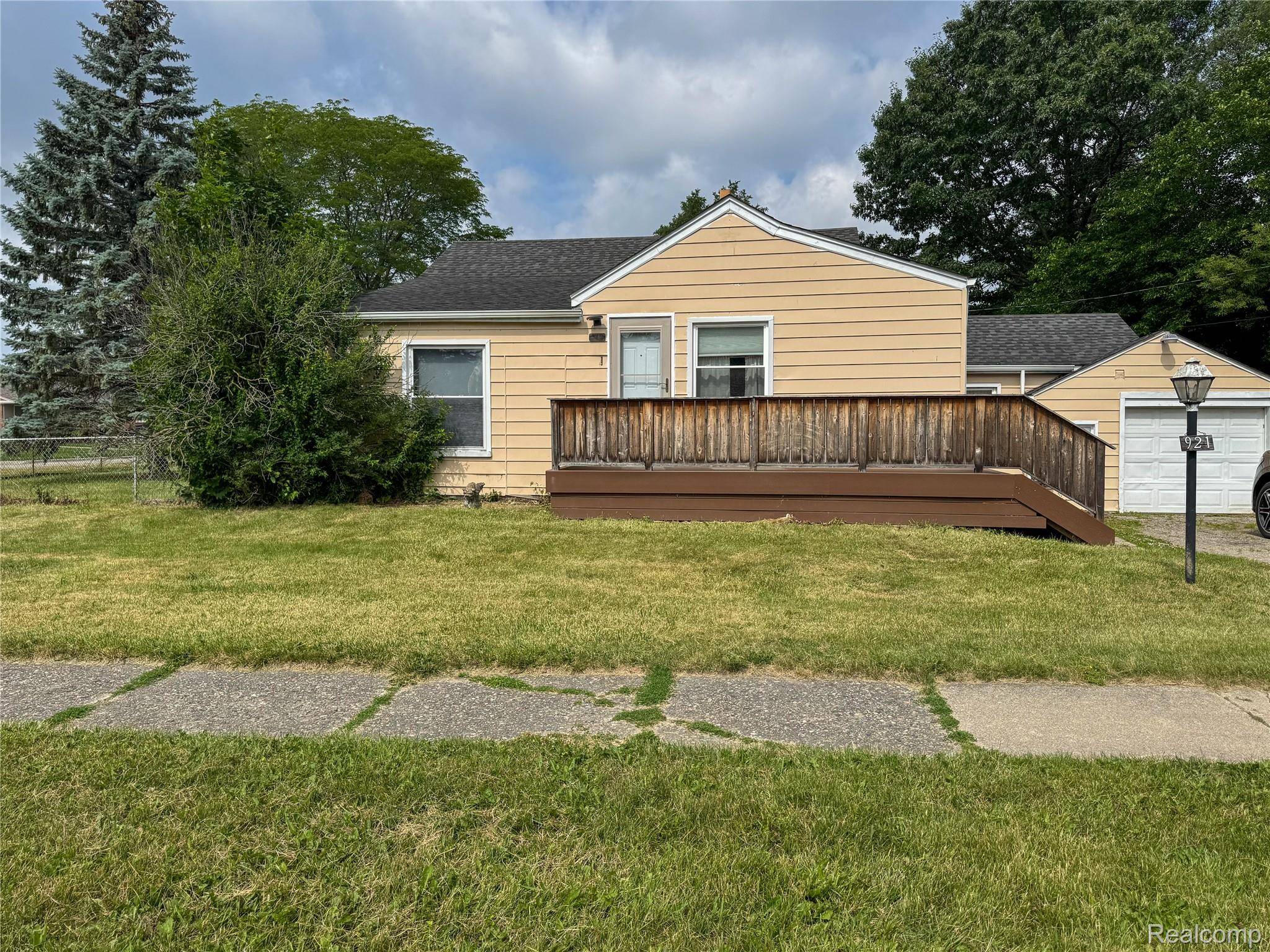 921 Venoy, Garden City, MI 48135